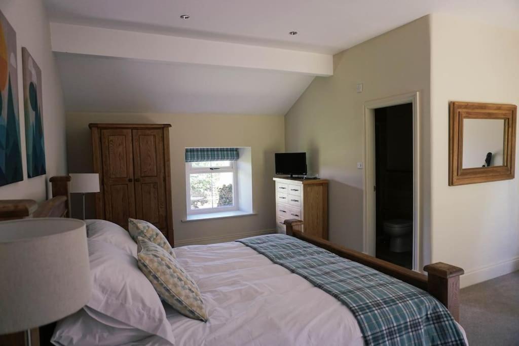 Brockthorn Farmhouse