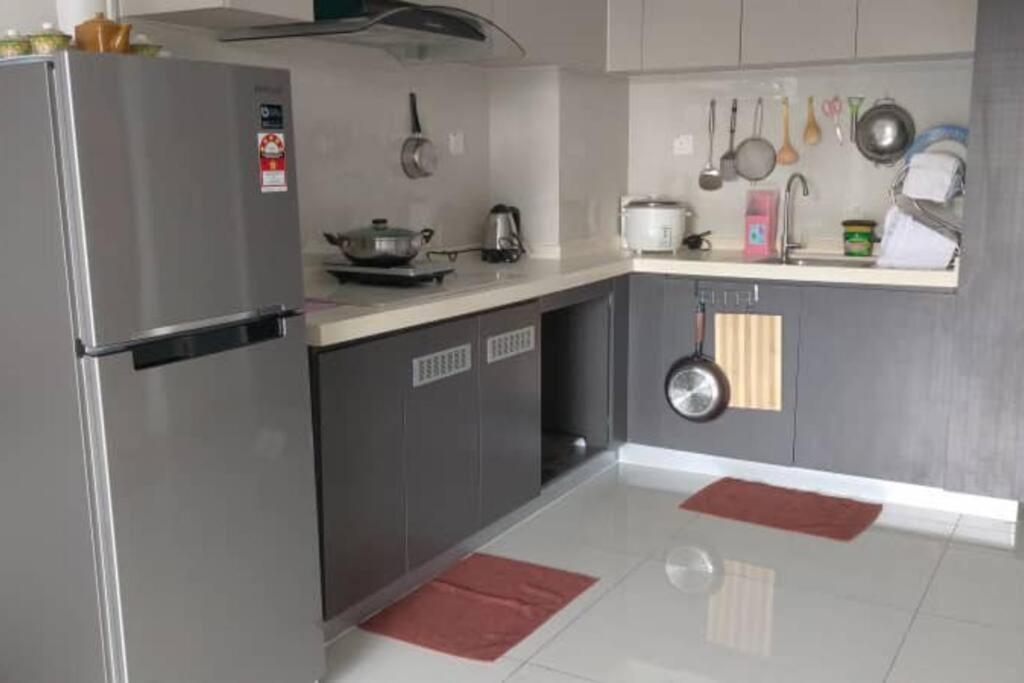 Cityview 2BR Country Garden Danga Bay - Natol