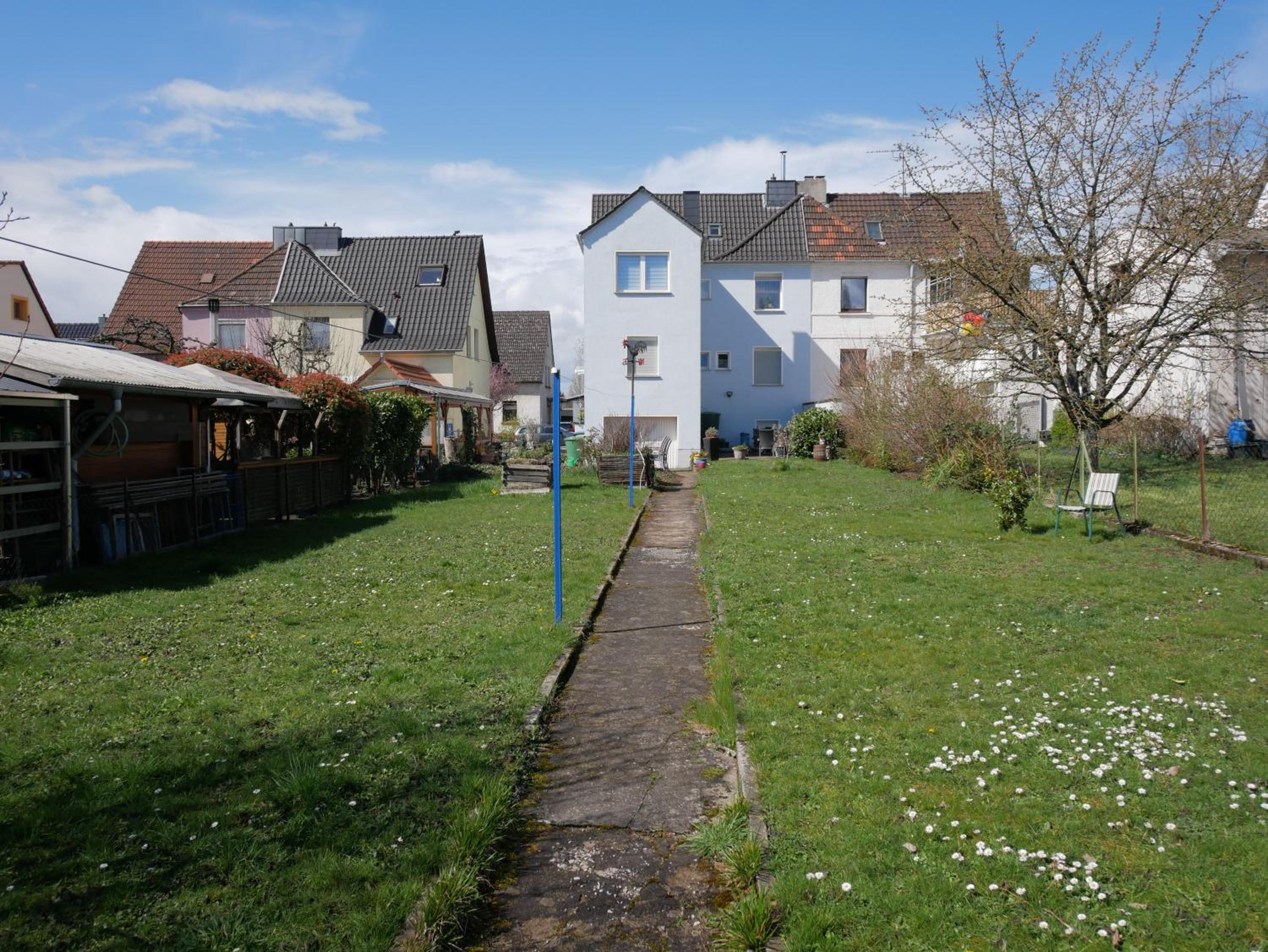 Photo 33