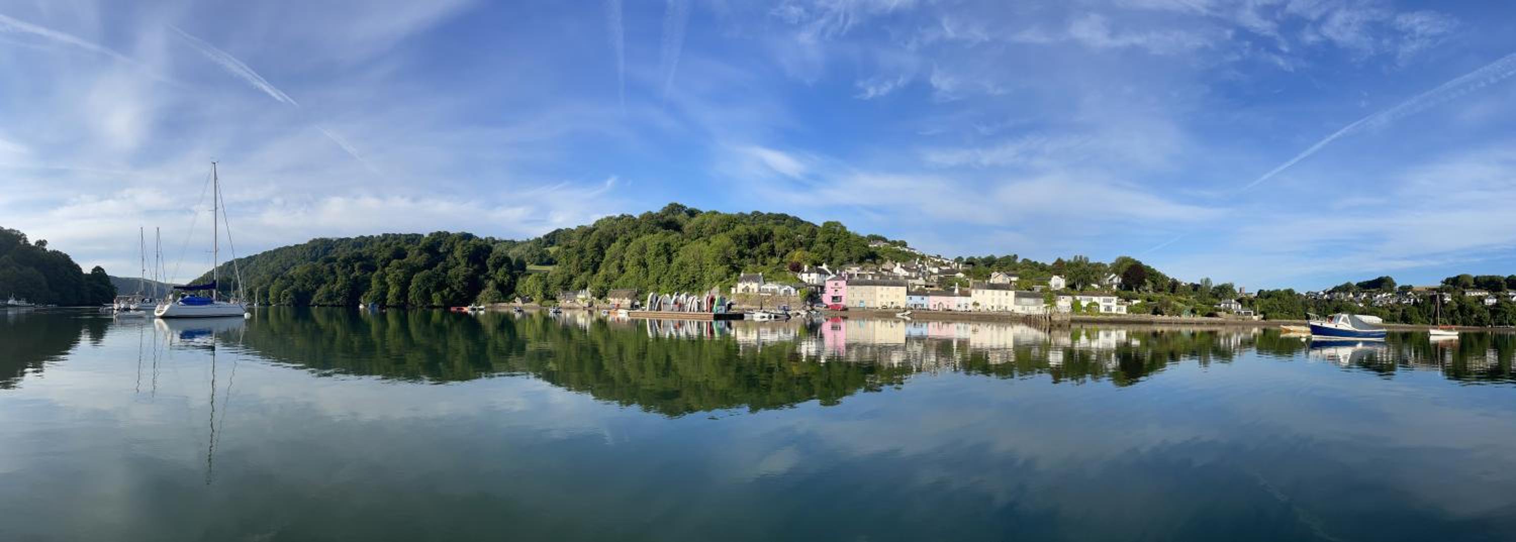 Quay Cottage - Waterfront Cottage in Dittisham, Sleeps 8 view 3