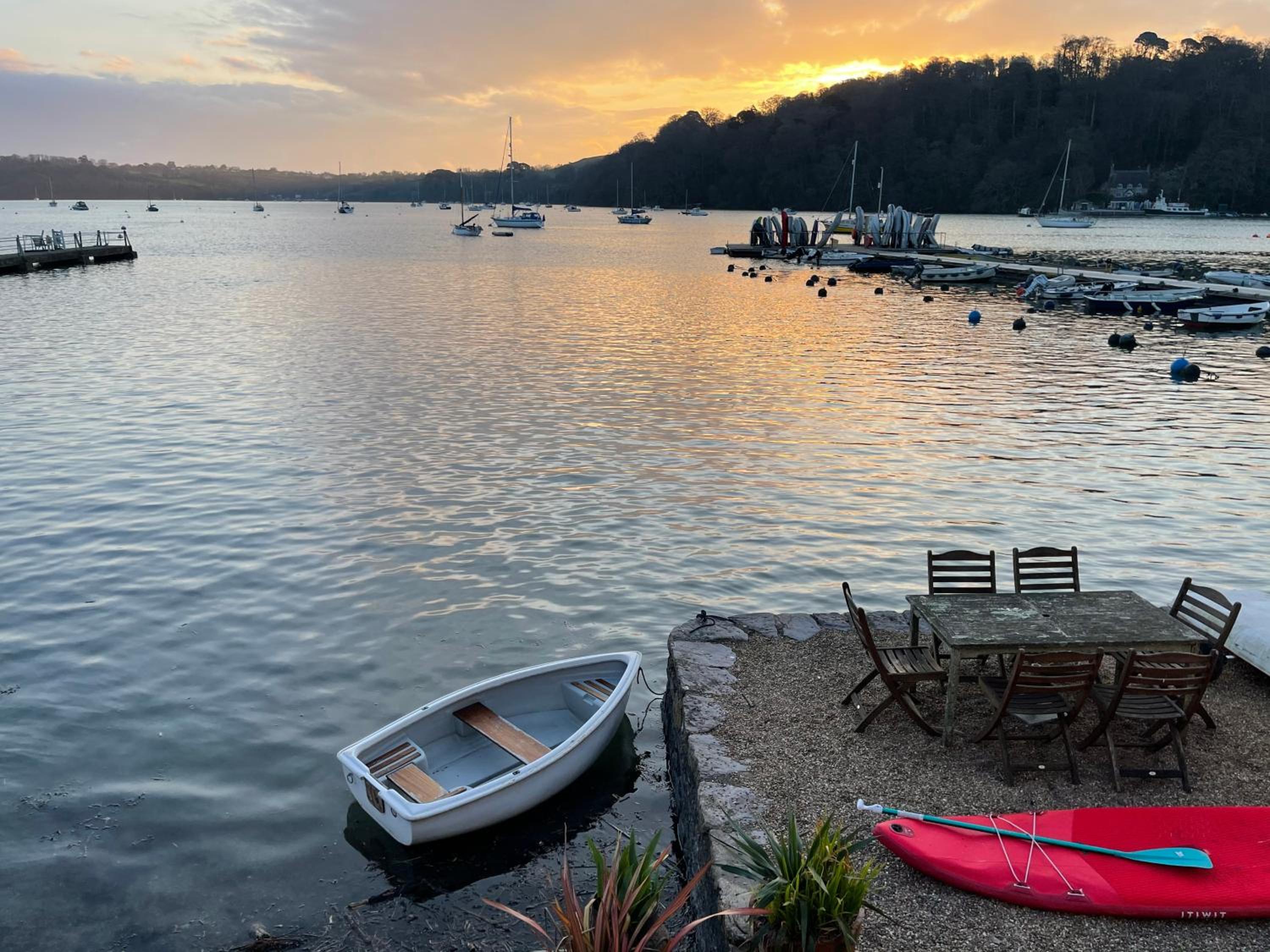 Quay Cottage - Waterfront Cottage in Dittisham, Sleeps 8 view 4