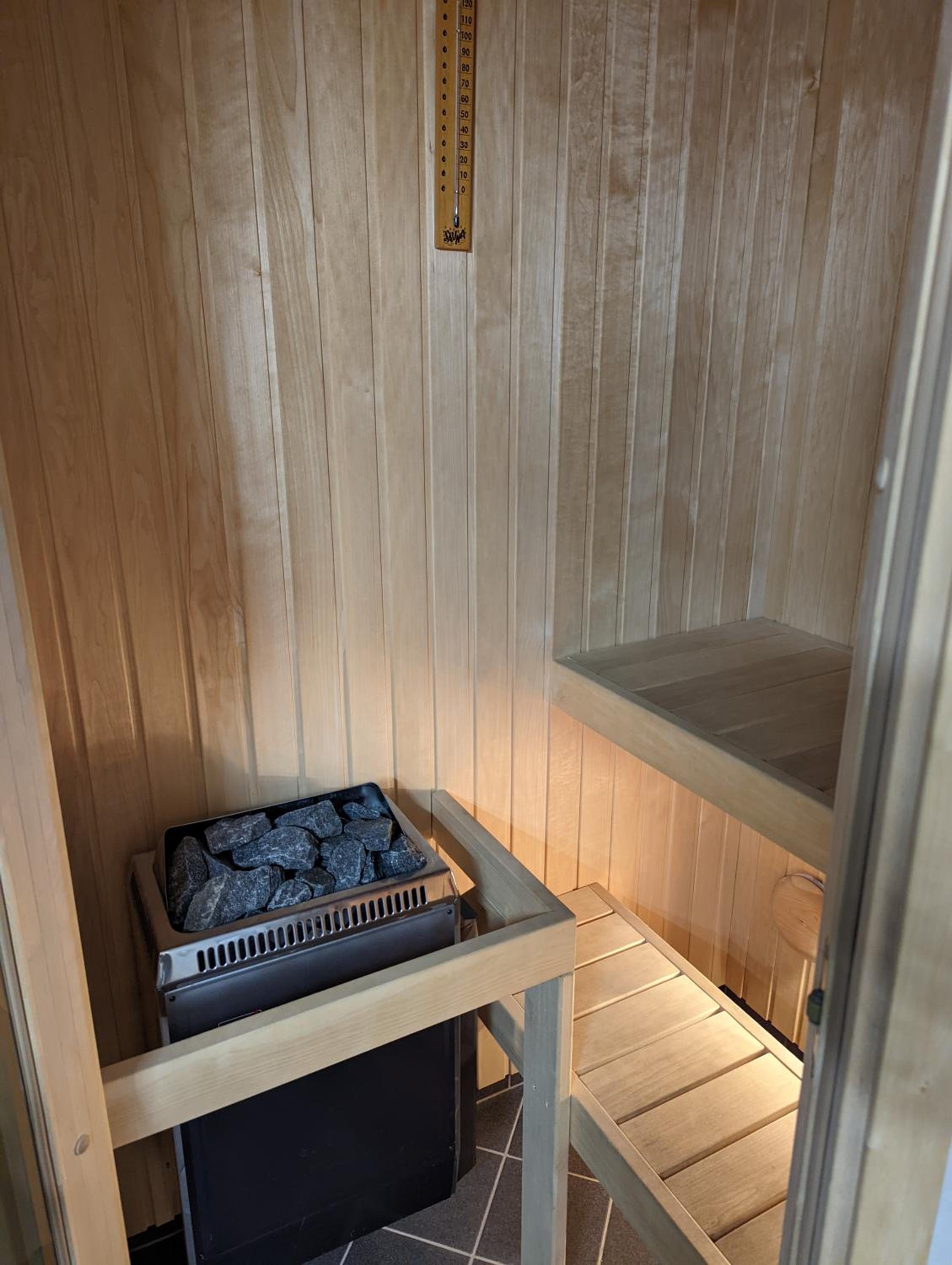 Studio Apartment with Sauna