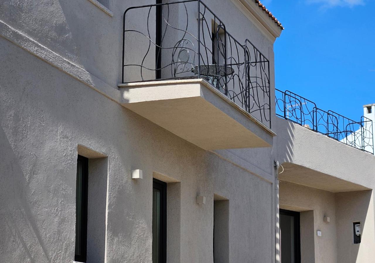 Rayuela Suites San Pantaleo view 4