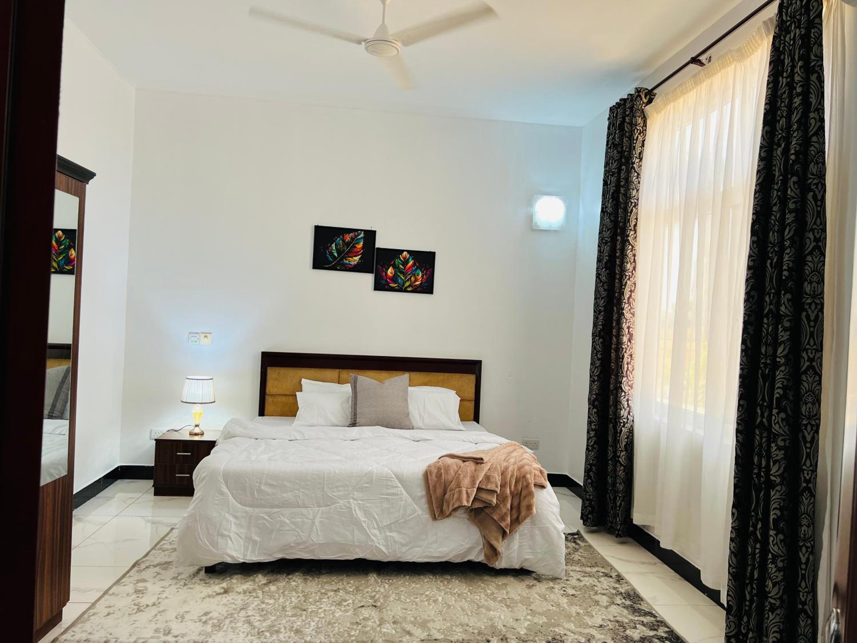 Lomes cozy home view 2