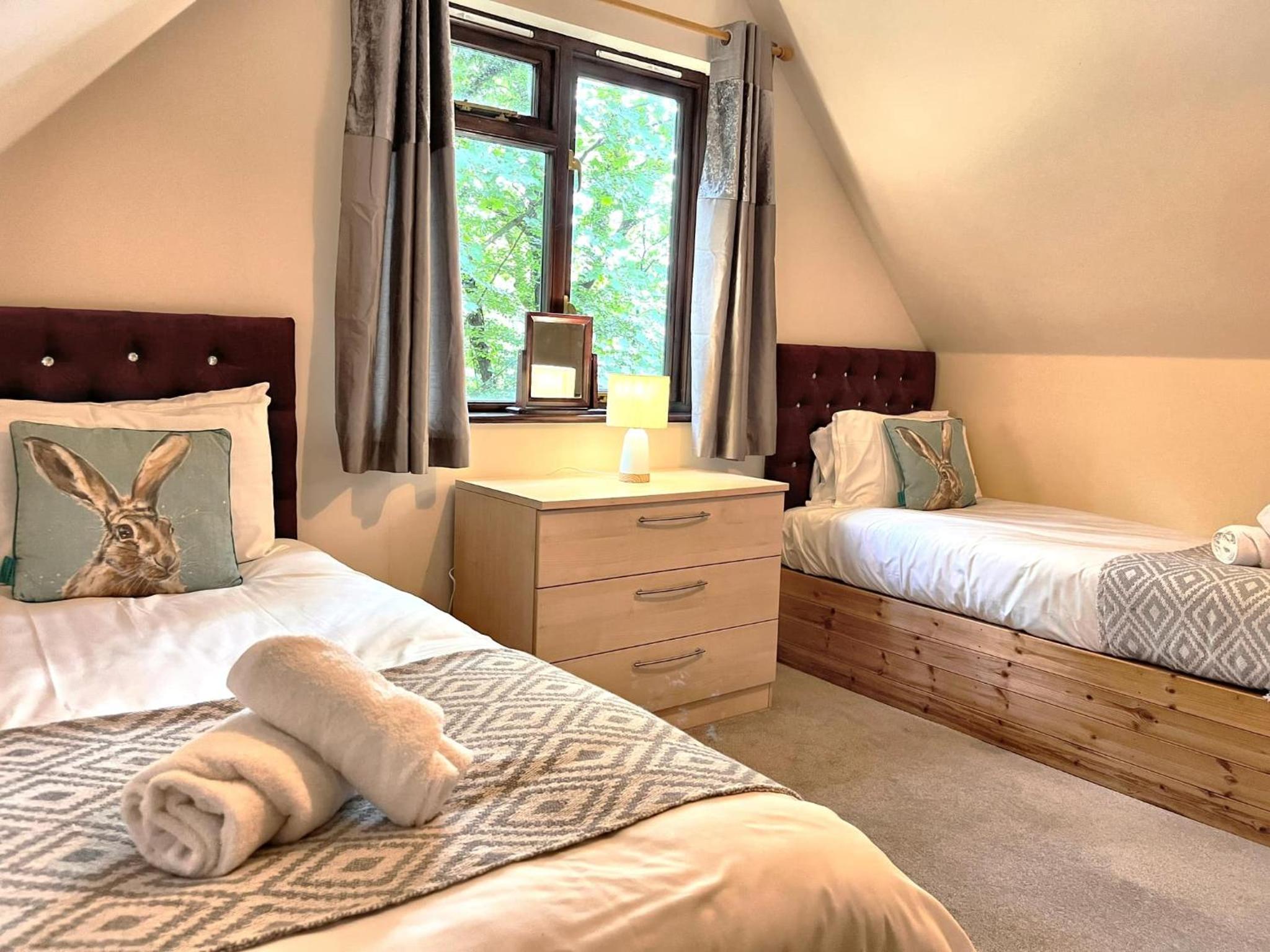 PrancingHare Lodge-Woodland Lodges-Pembrokshire view 3