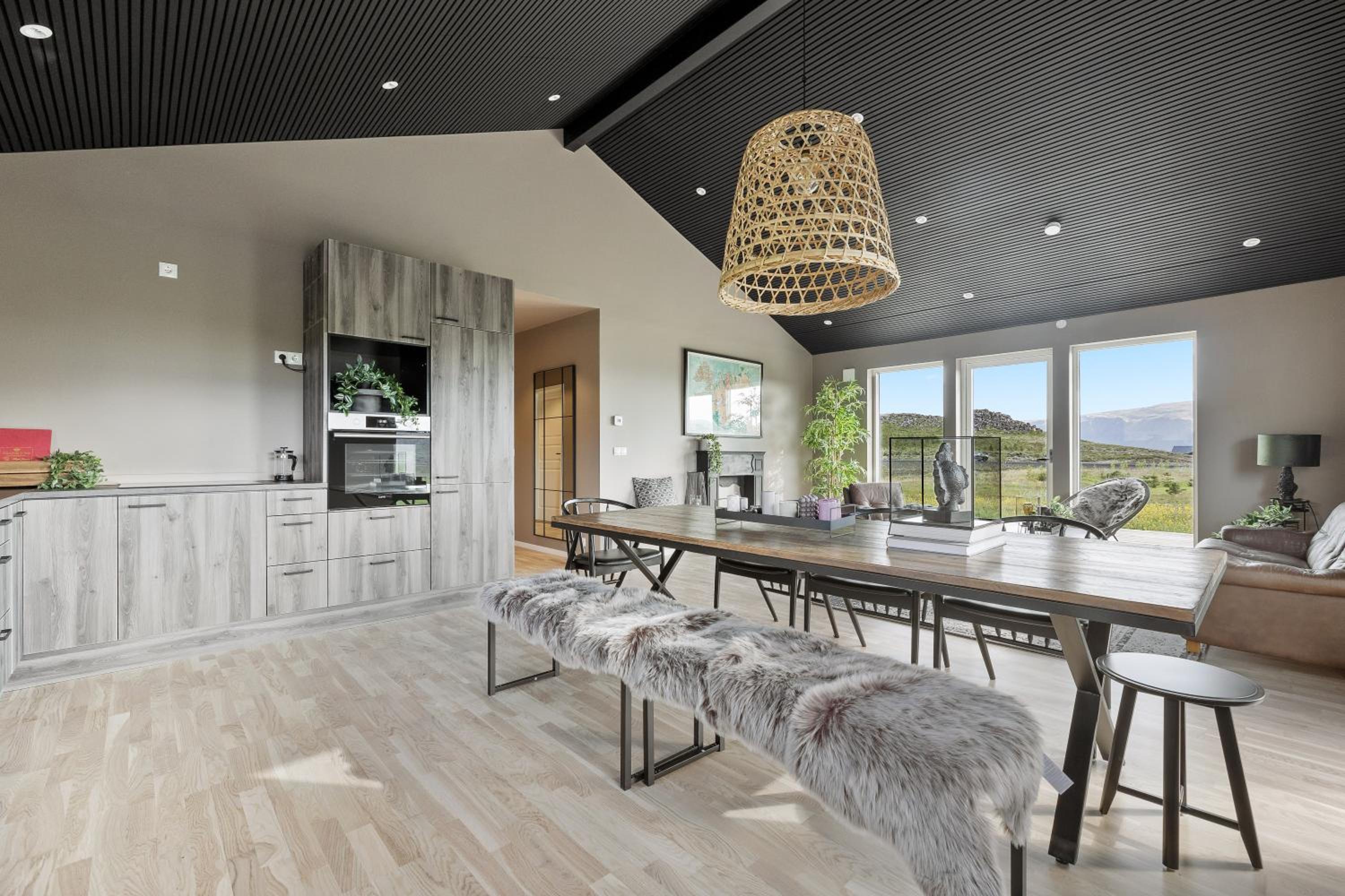 LL Properties - Serene Cabin - Golden Circle