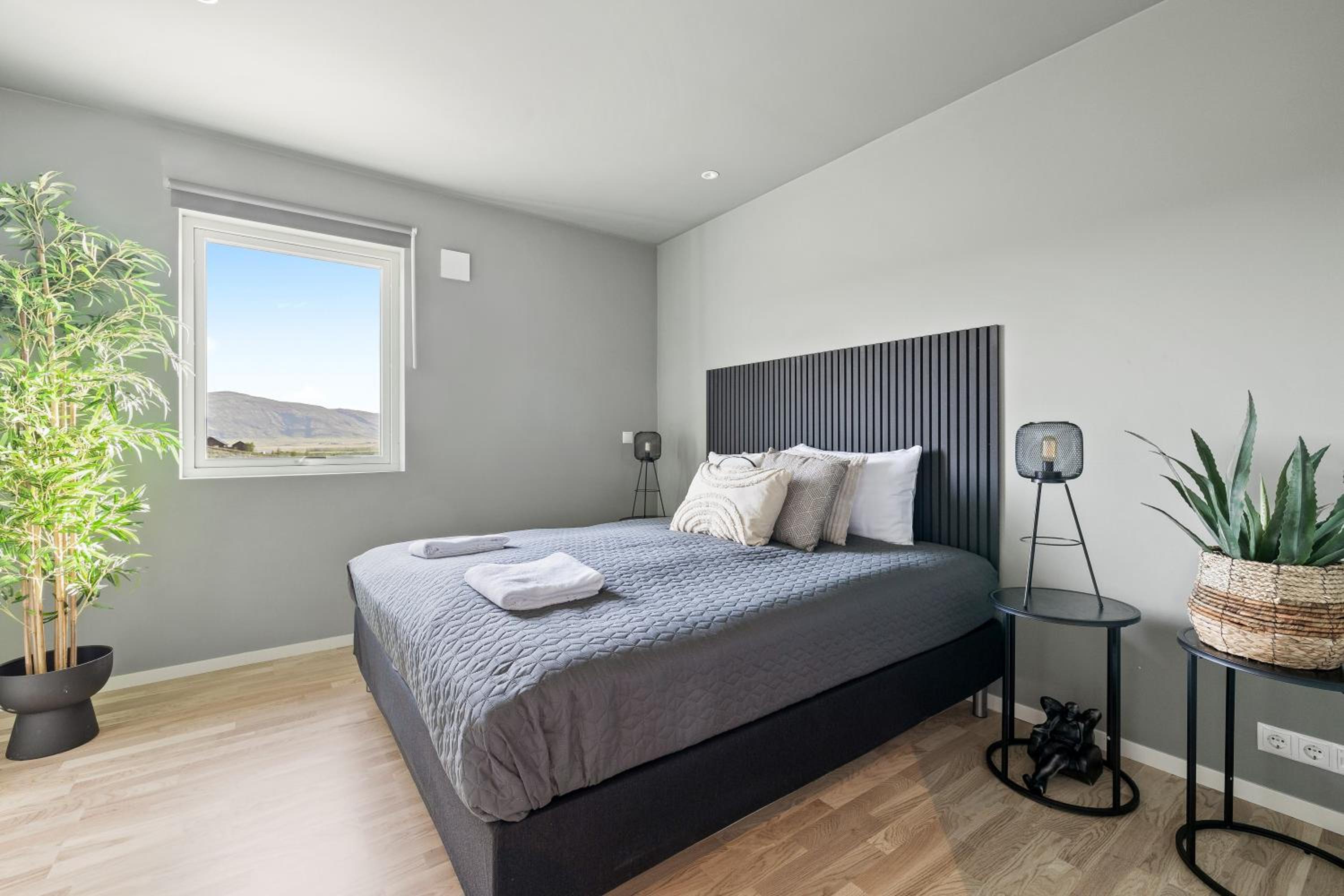 LL Properties - Serene Cabin - Golden Circle