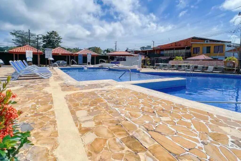 Villa Paraíso banano 9, near to the beach & Pool