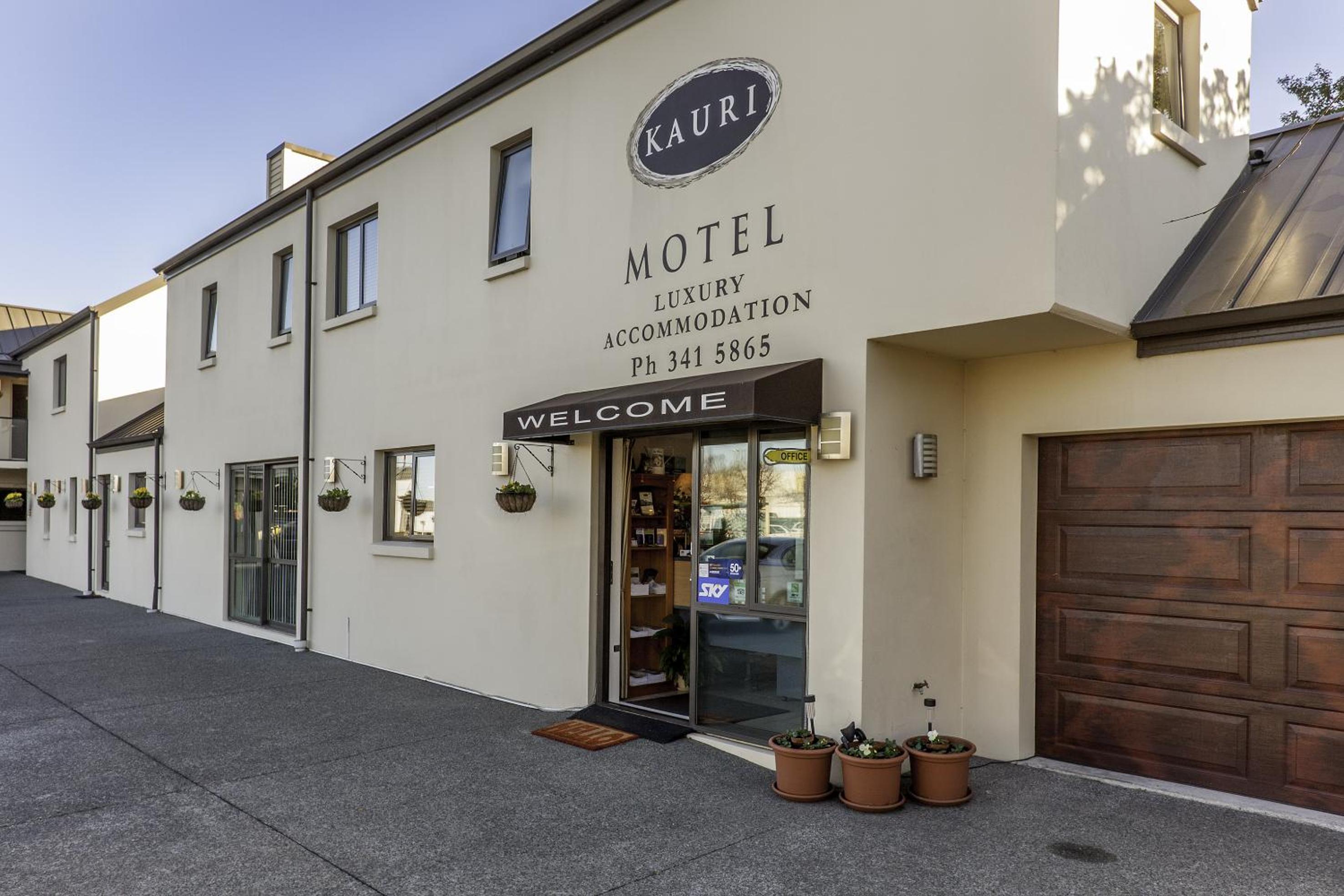 Kauri Motel on Riccarton view 2