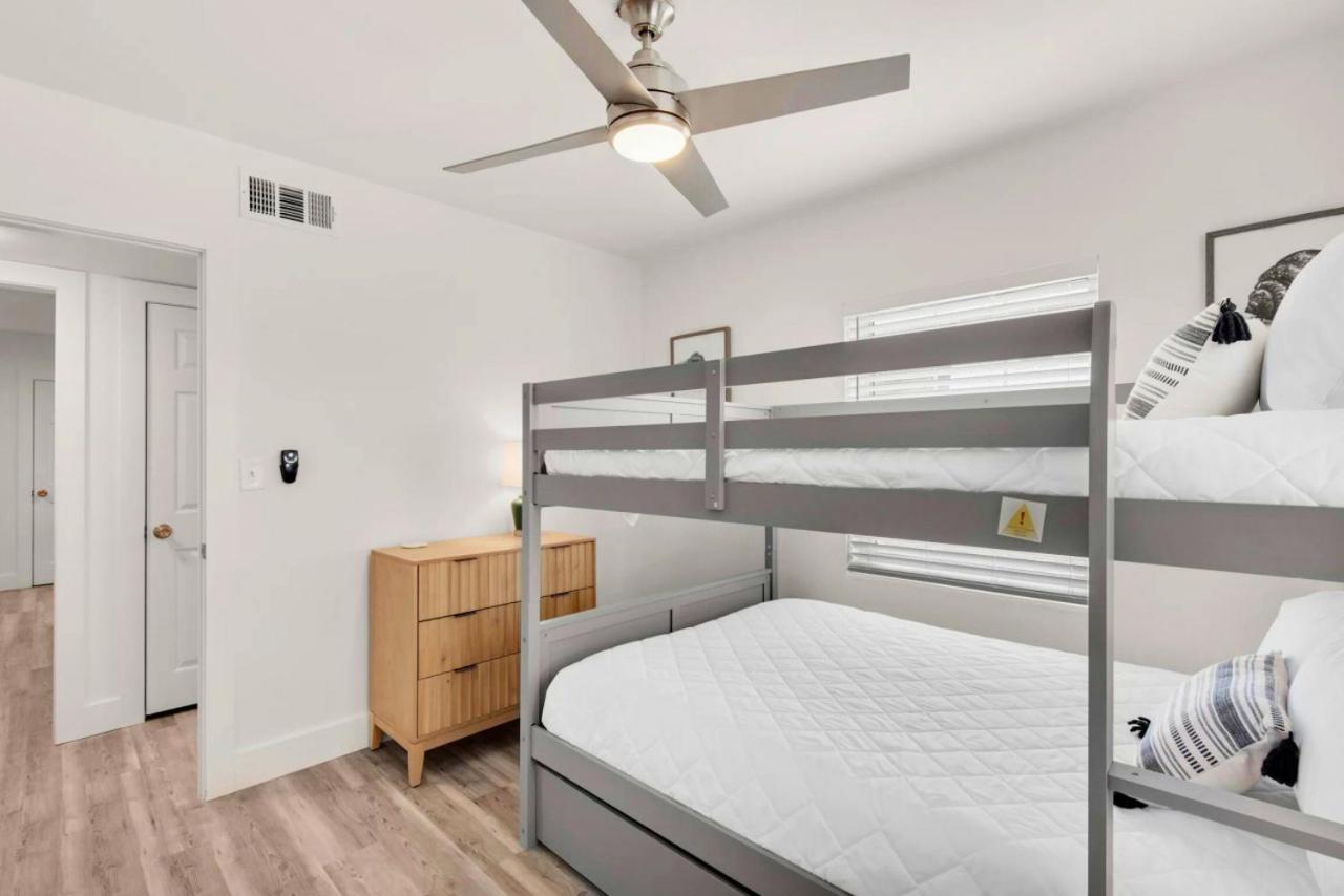 Bluefish 3 OKA Island 2BR Hideaway Walk2Beach view 5