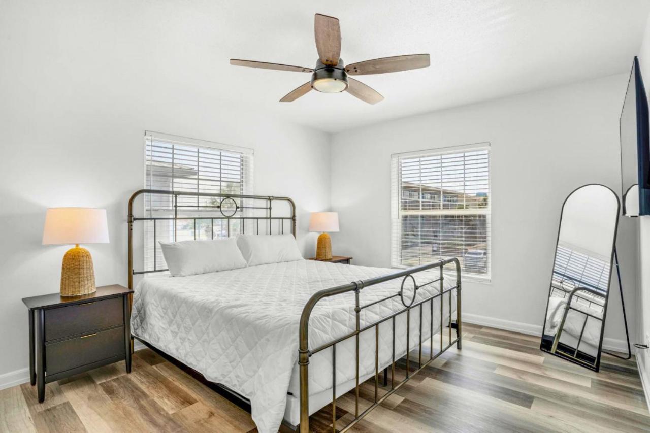 Heated POOL and SPA Bluefish 5 OKA Island 2BR view 3