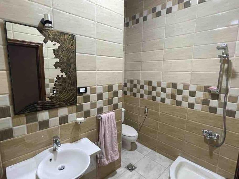 Bright And Spacious Appartment near Airport - New Cairo