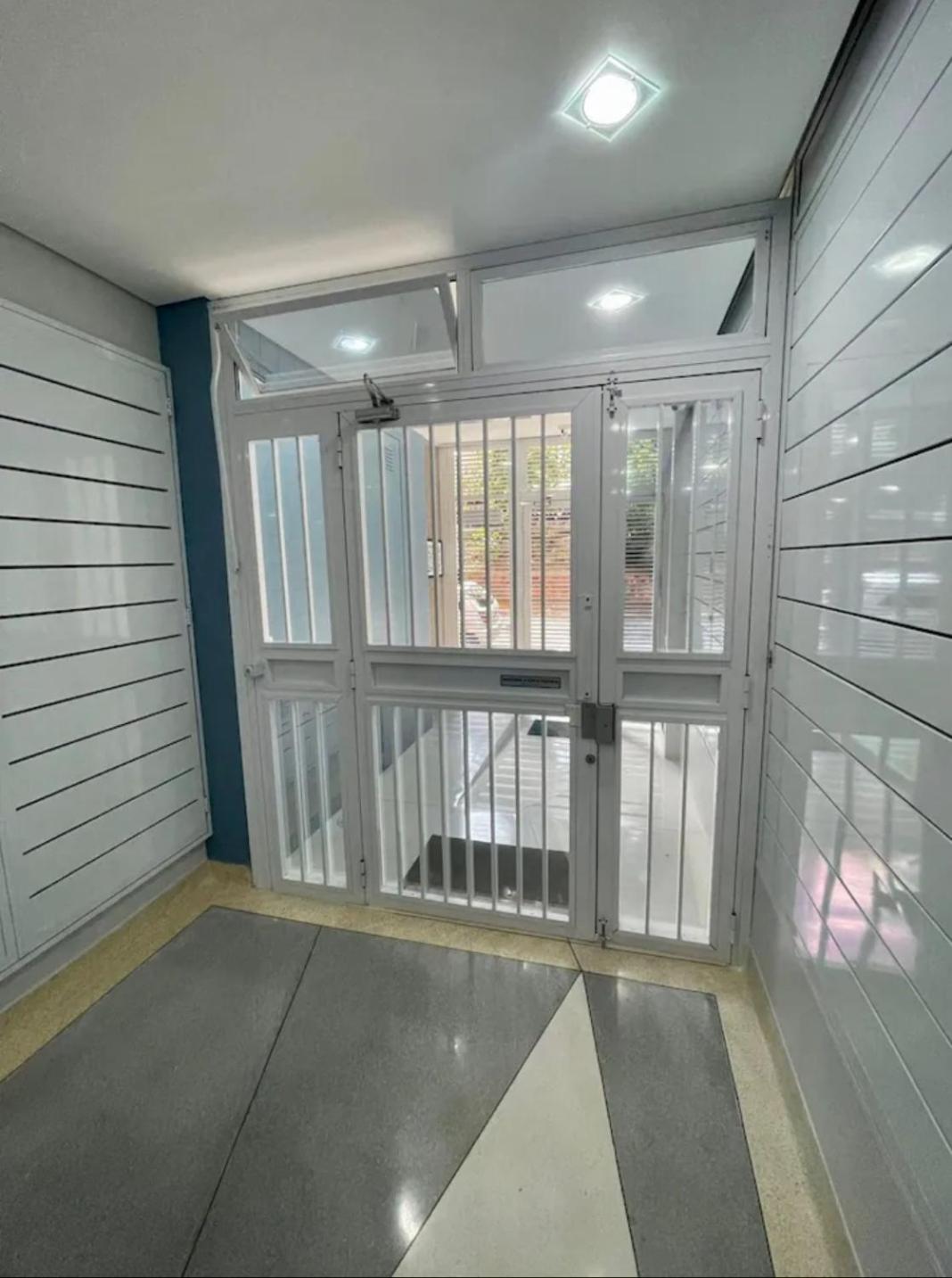 Apartamento NOVO Praça Roosevelt