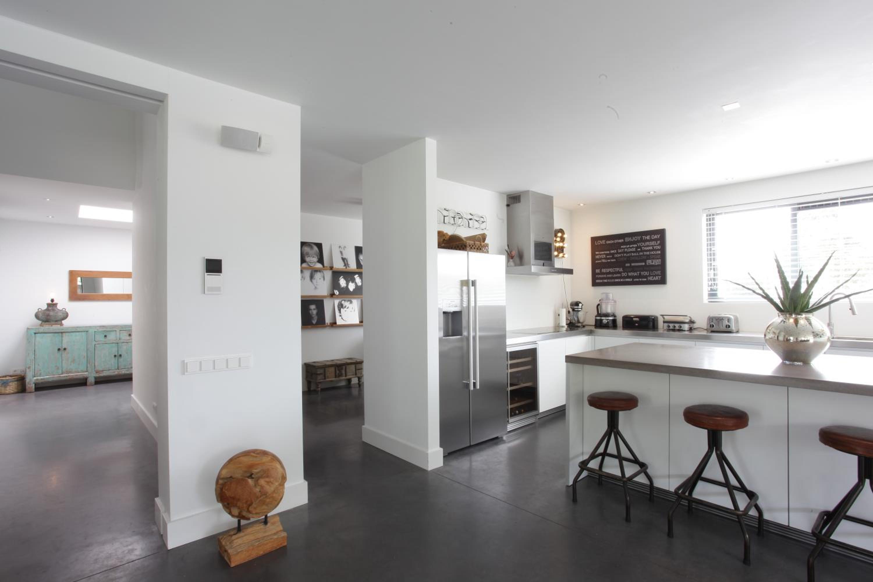 Villa M view 3