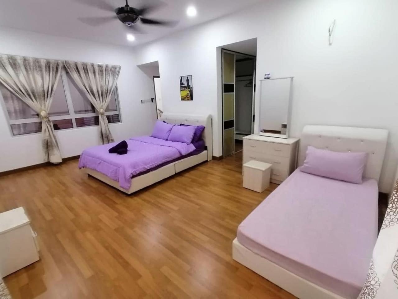 Mysha KLIA F1 Homestay with pool,WiFi , Netflix, photo 17