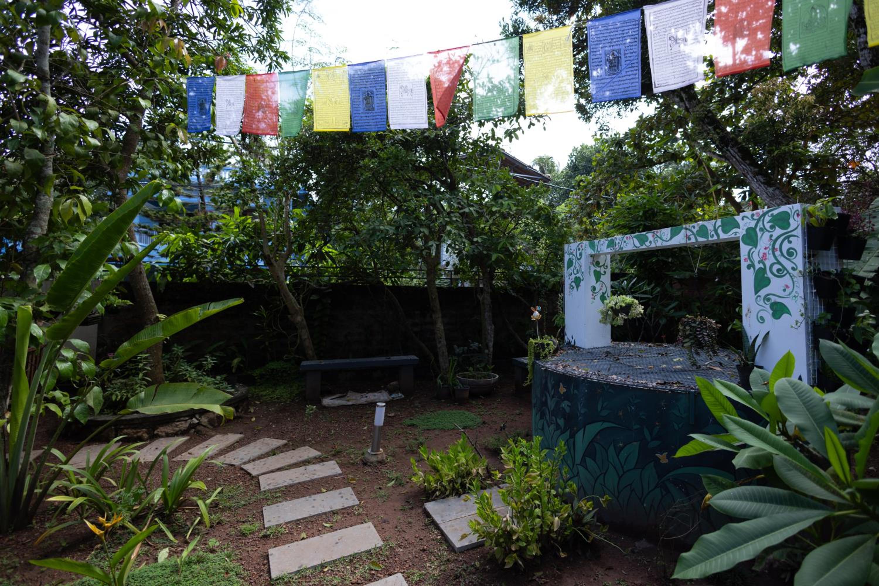 Happy Turtles Homestay cozy room for 2 people view 4