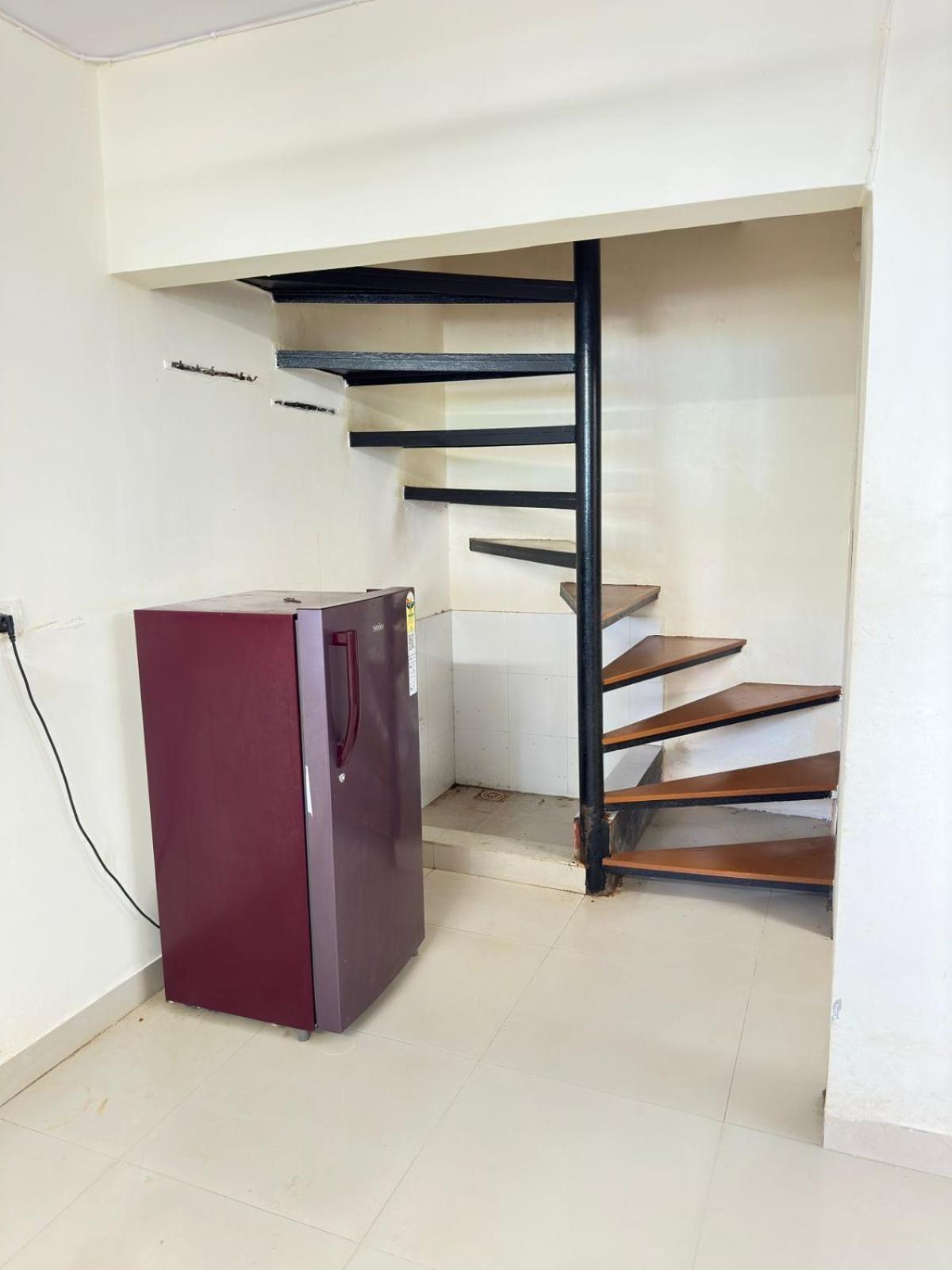 MANNAT VILLA 2bhk