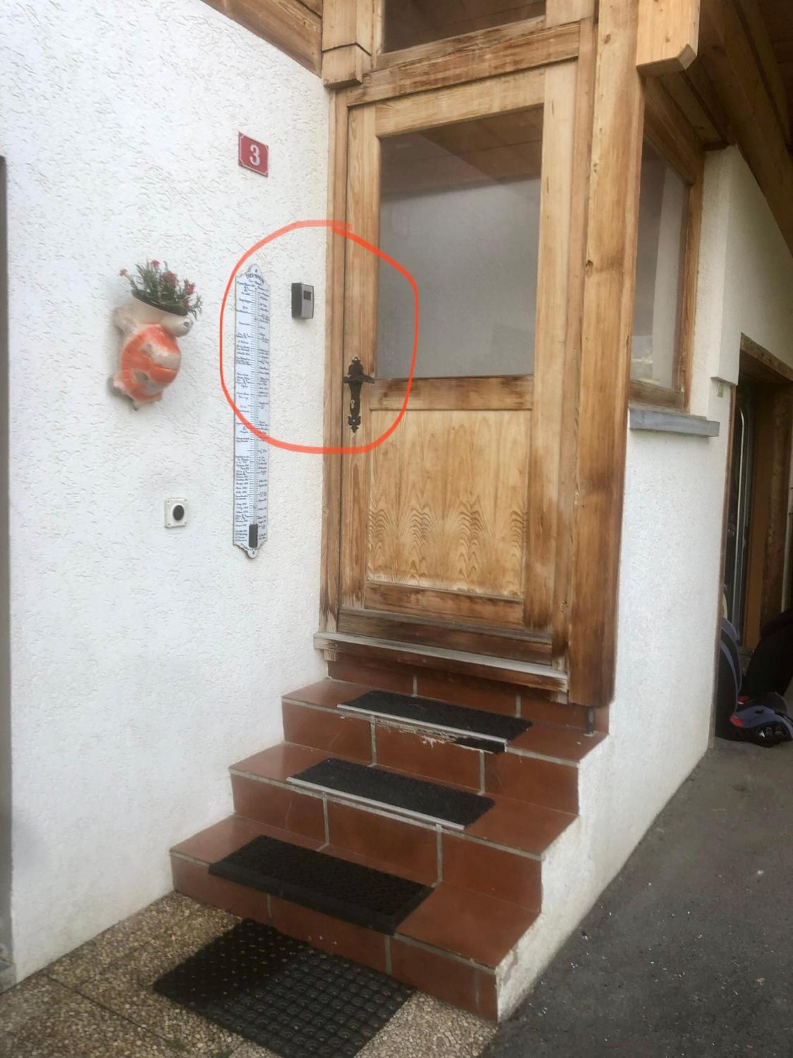 Studio dans un chalet avec jardin privatif