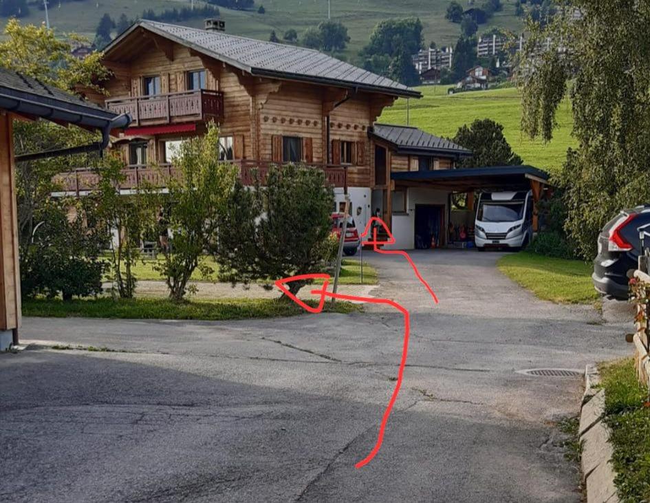 Studio dans un chalet avec jardin privatif