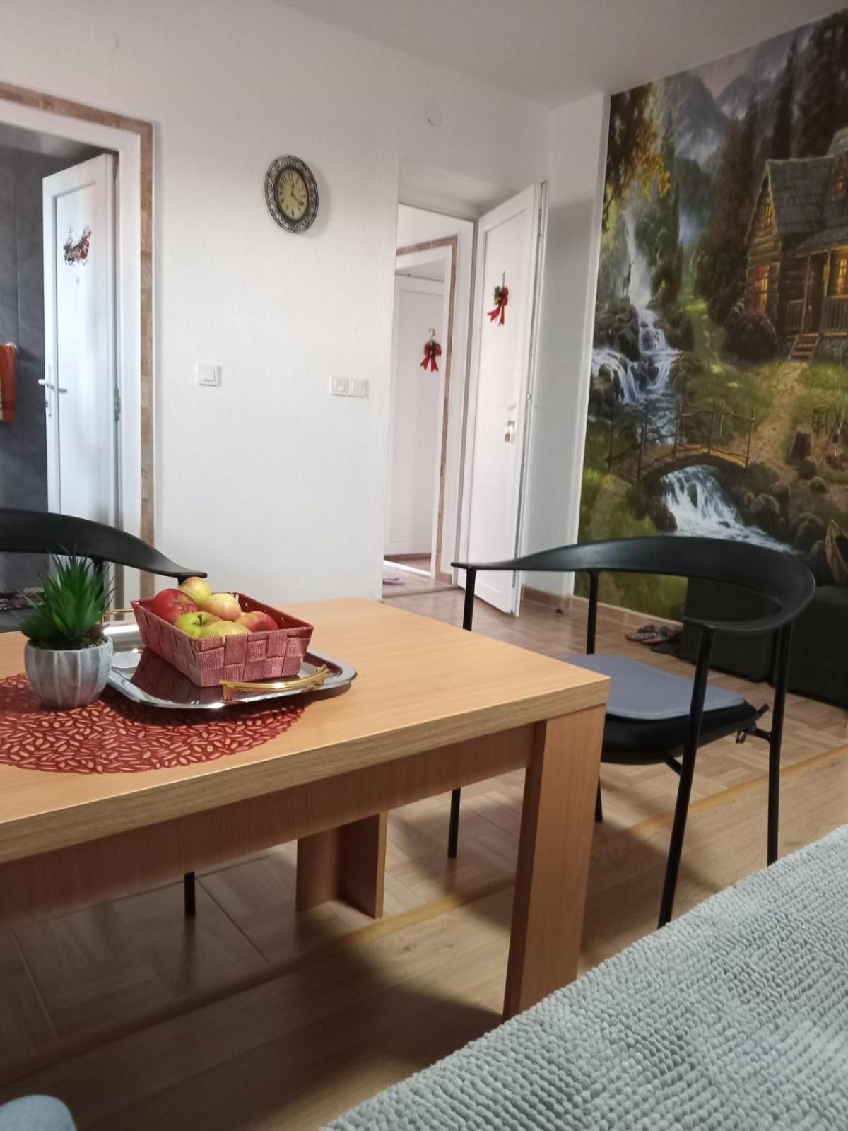 Apartmani Lučić view 5