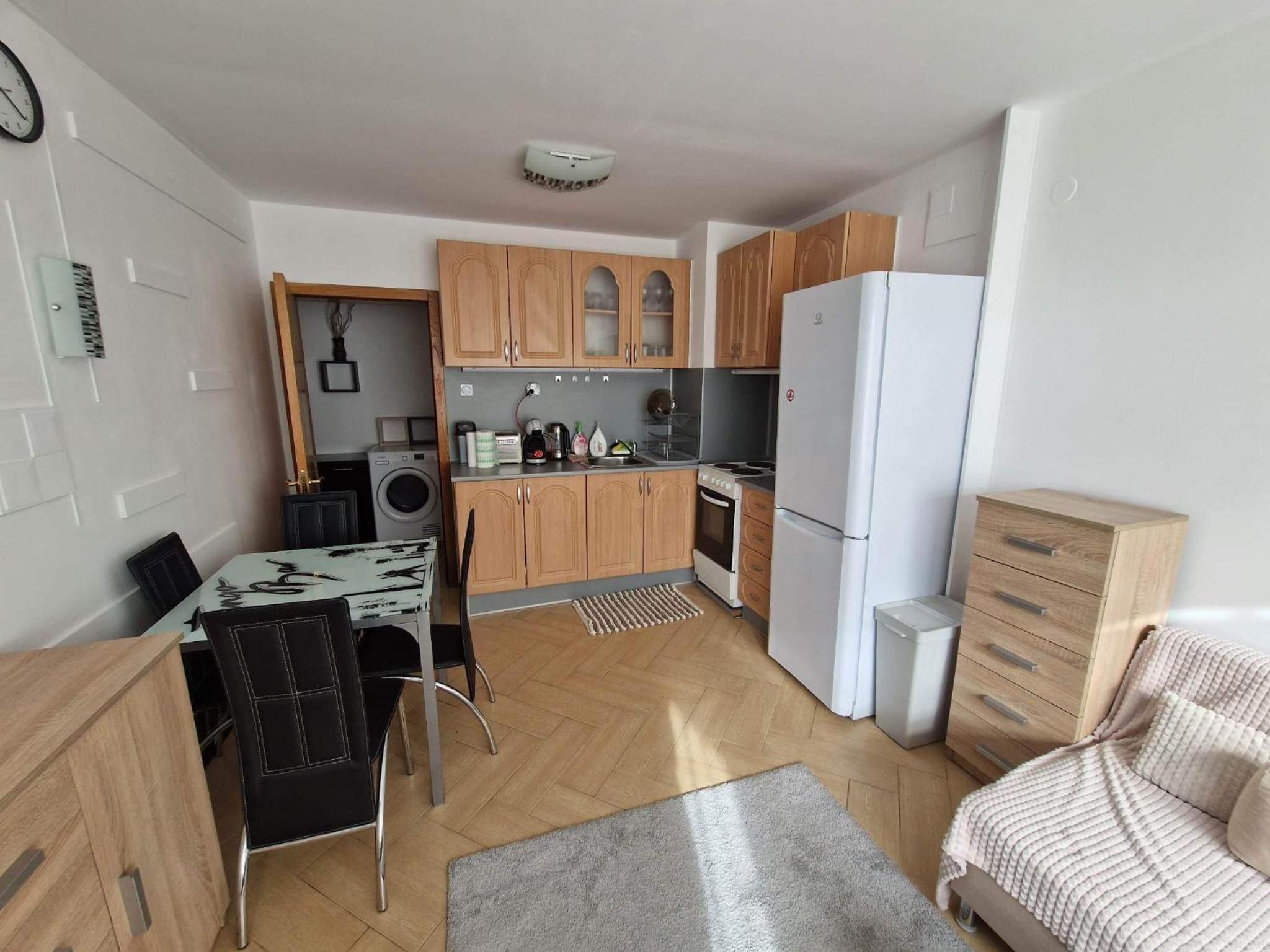Cosy Breeze Apartment