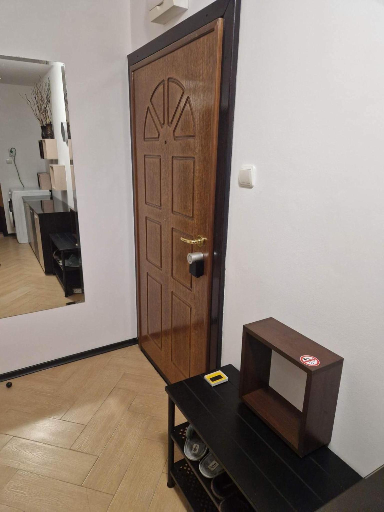 Cosy Breeze Apartment
