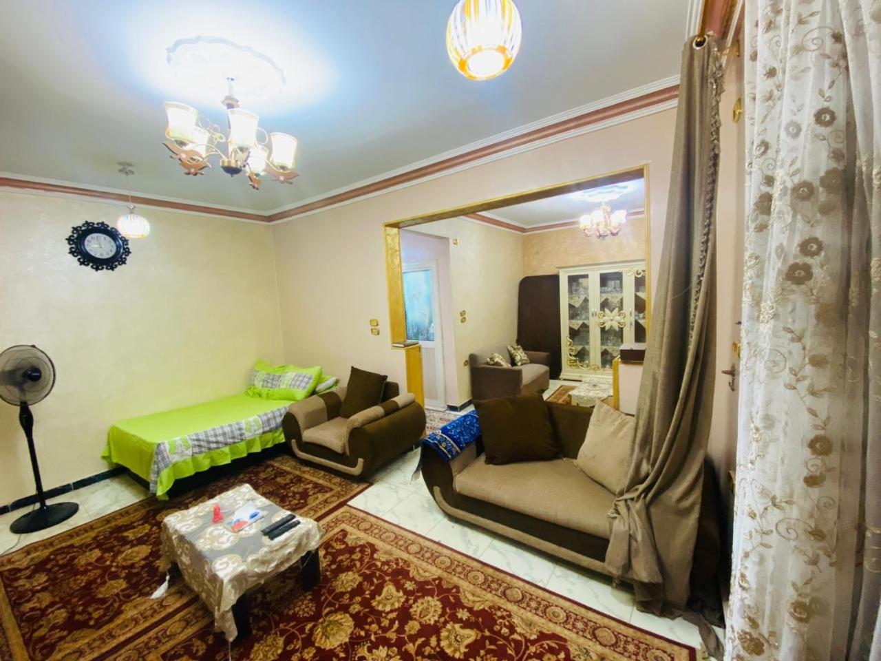 Khattab pyramids Guest house view photo 3