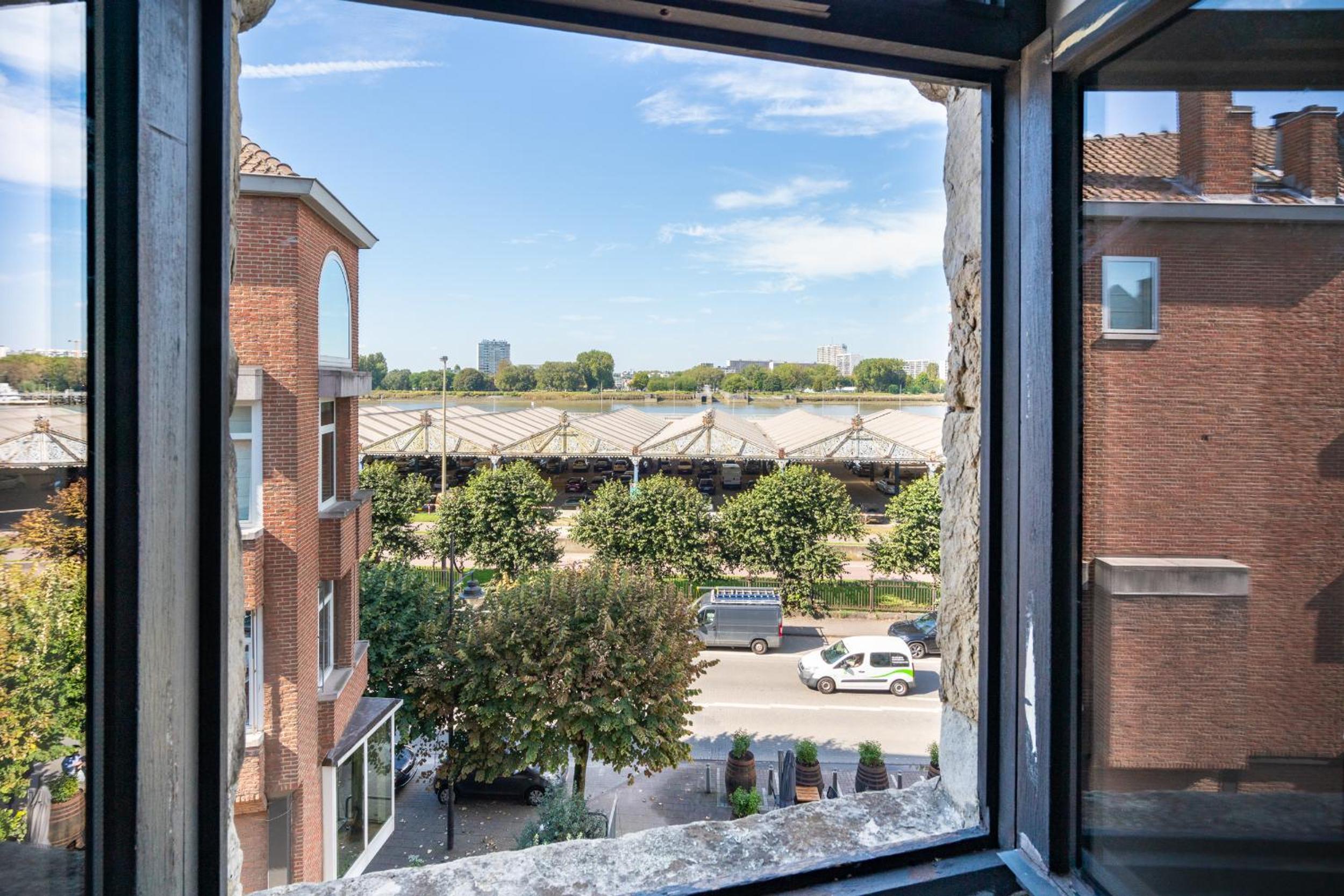 Two-Bedroom River Side Apartment in the Heart of Antwerp