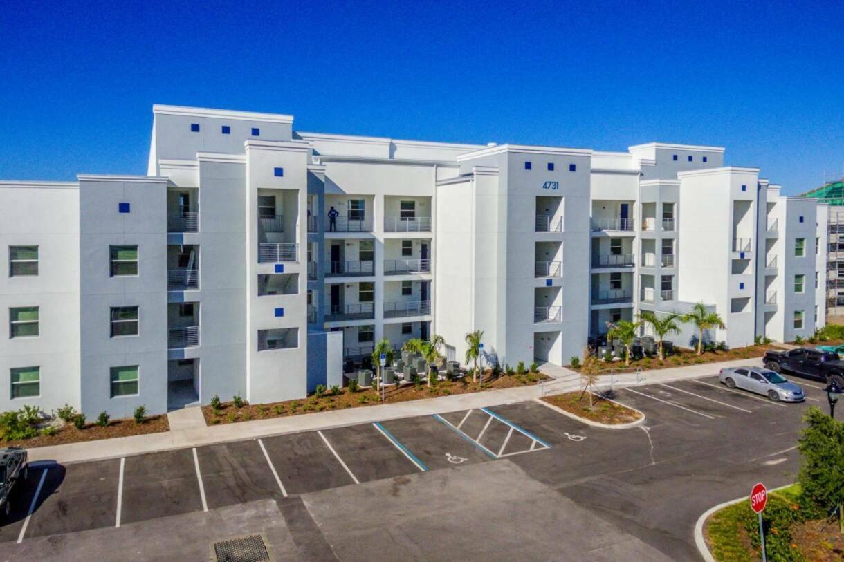 Dream Apartment 3BD2BA at Storey Lake SL47311
