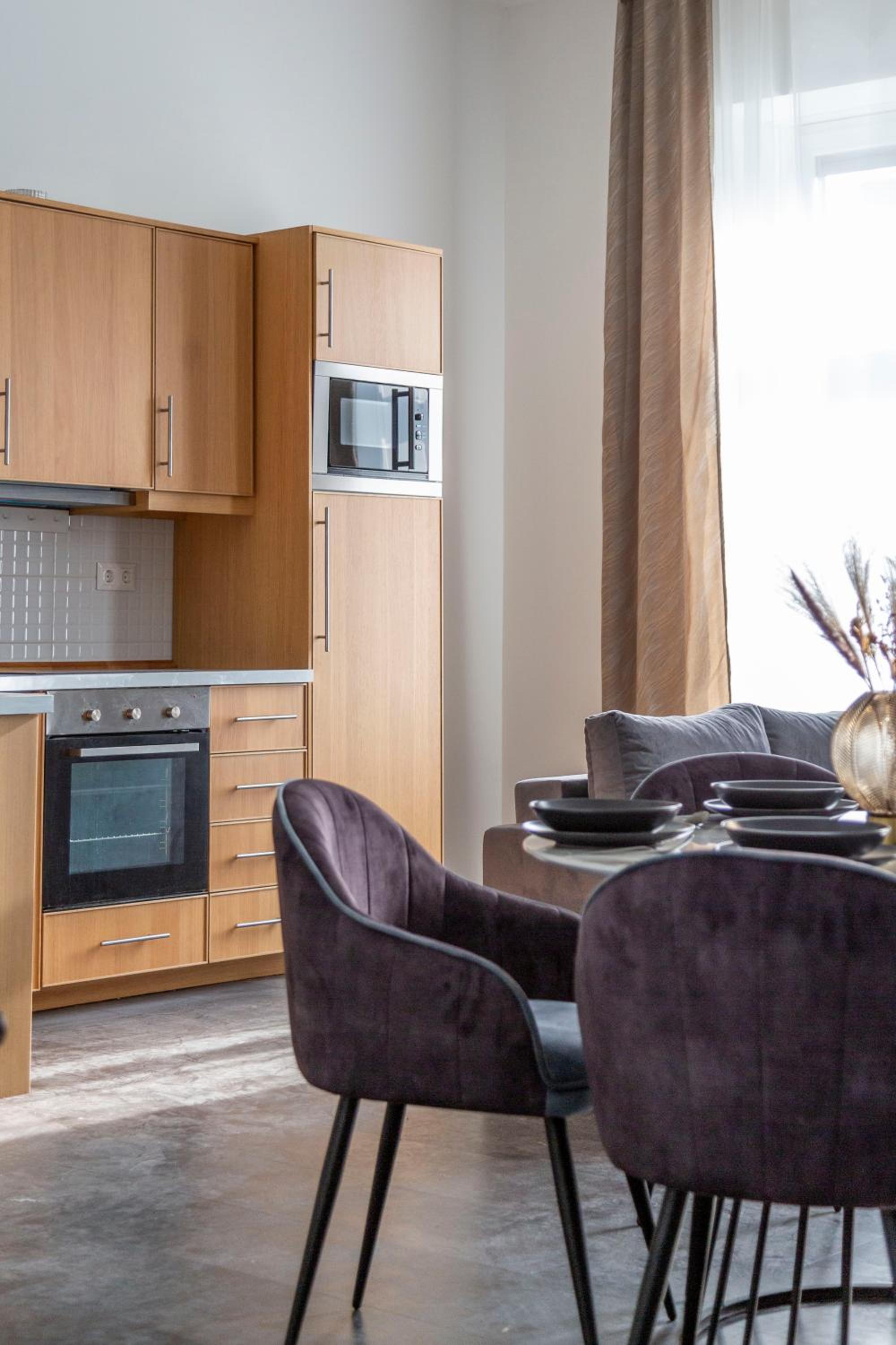 Glorious Central Apartment next to the New York Café