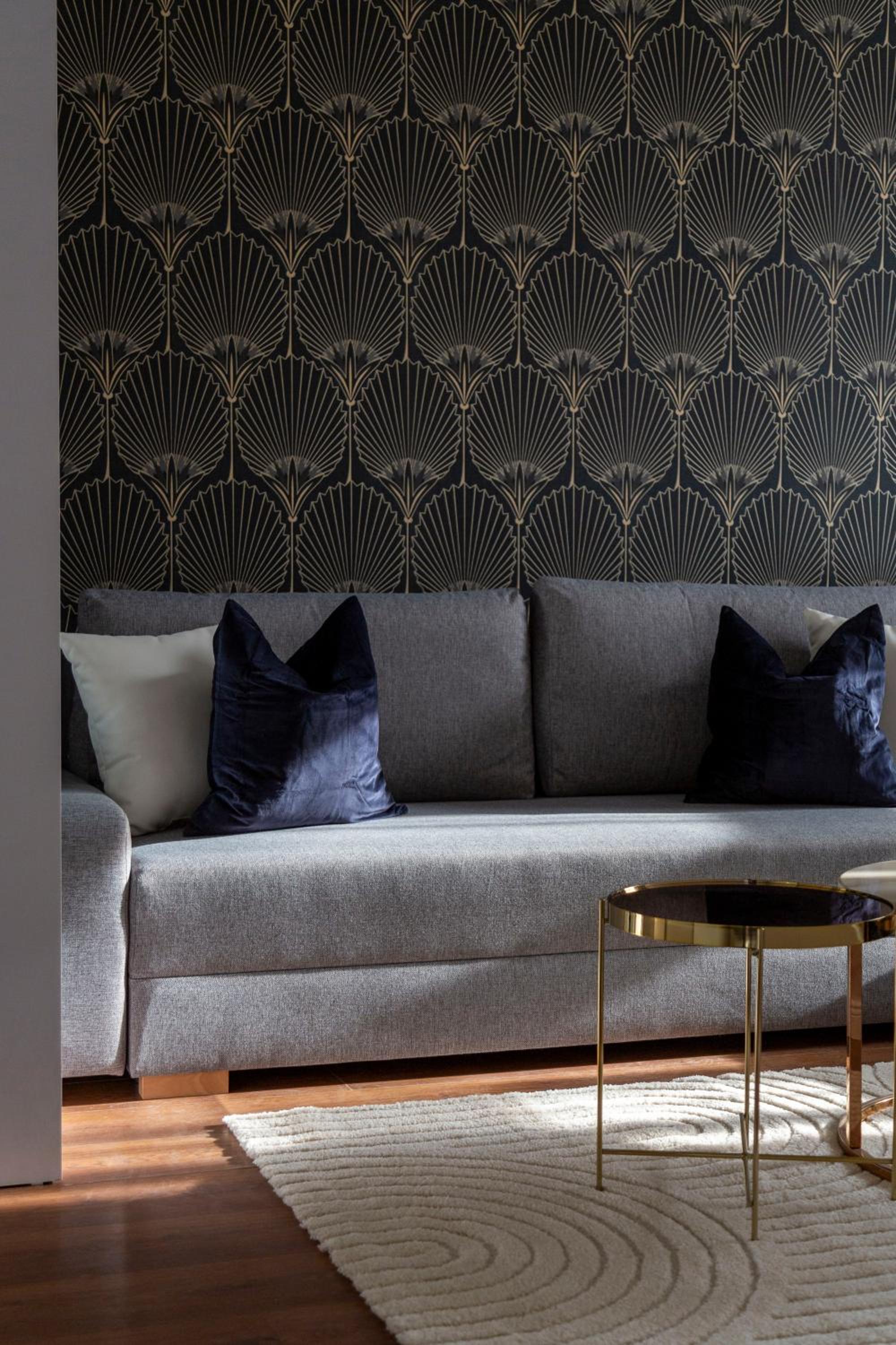 Glorious Central Apartment next to the New York Café