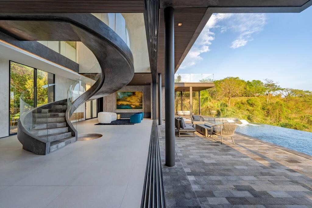 Casa Gaia - New Luxury Oceanview Mansion