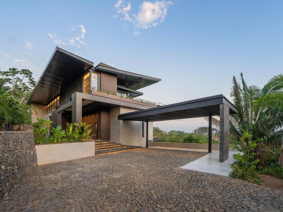 Casa Gaia - New Luxury Oceanview Mansion