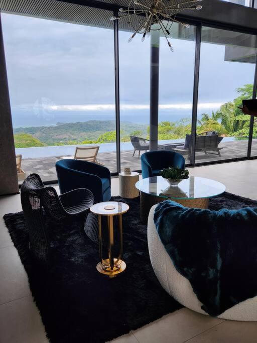 Casa Gaia - New Luxury Oceanview Mansion