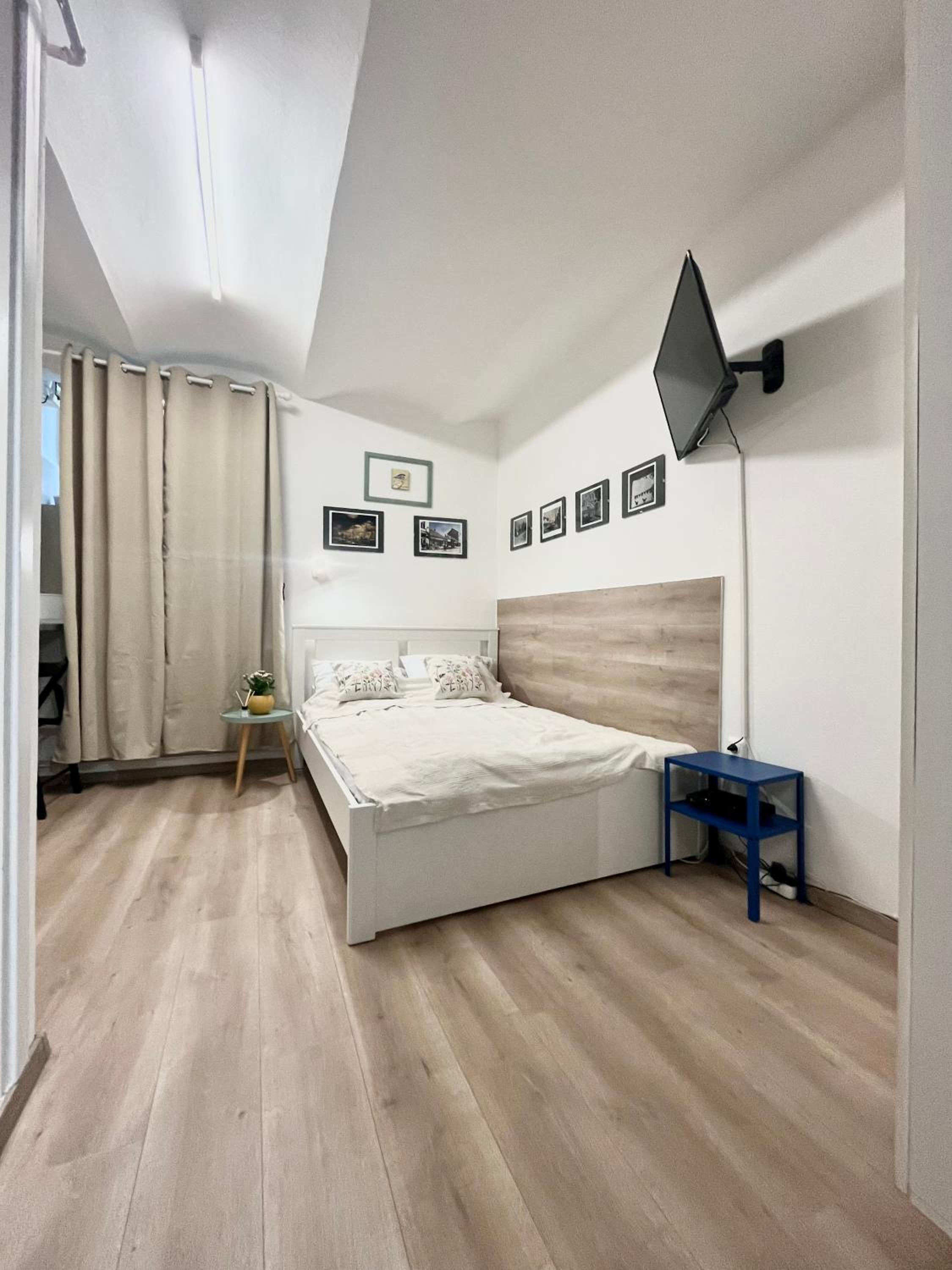 Republicii Small Central Studio