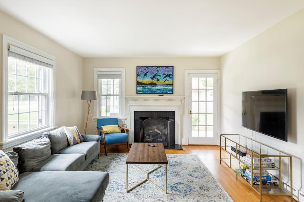 Waterfront Home With Boat Dock & Study view 4