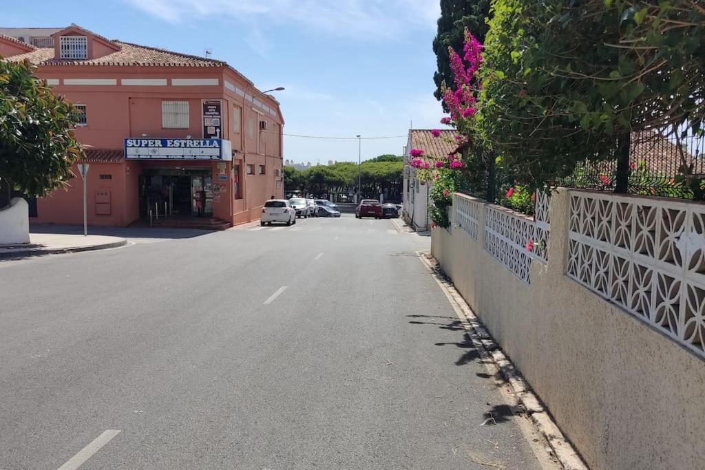 Calahonda Beach Brand new studio oceanfront