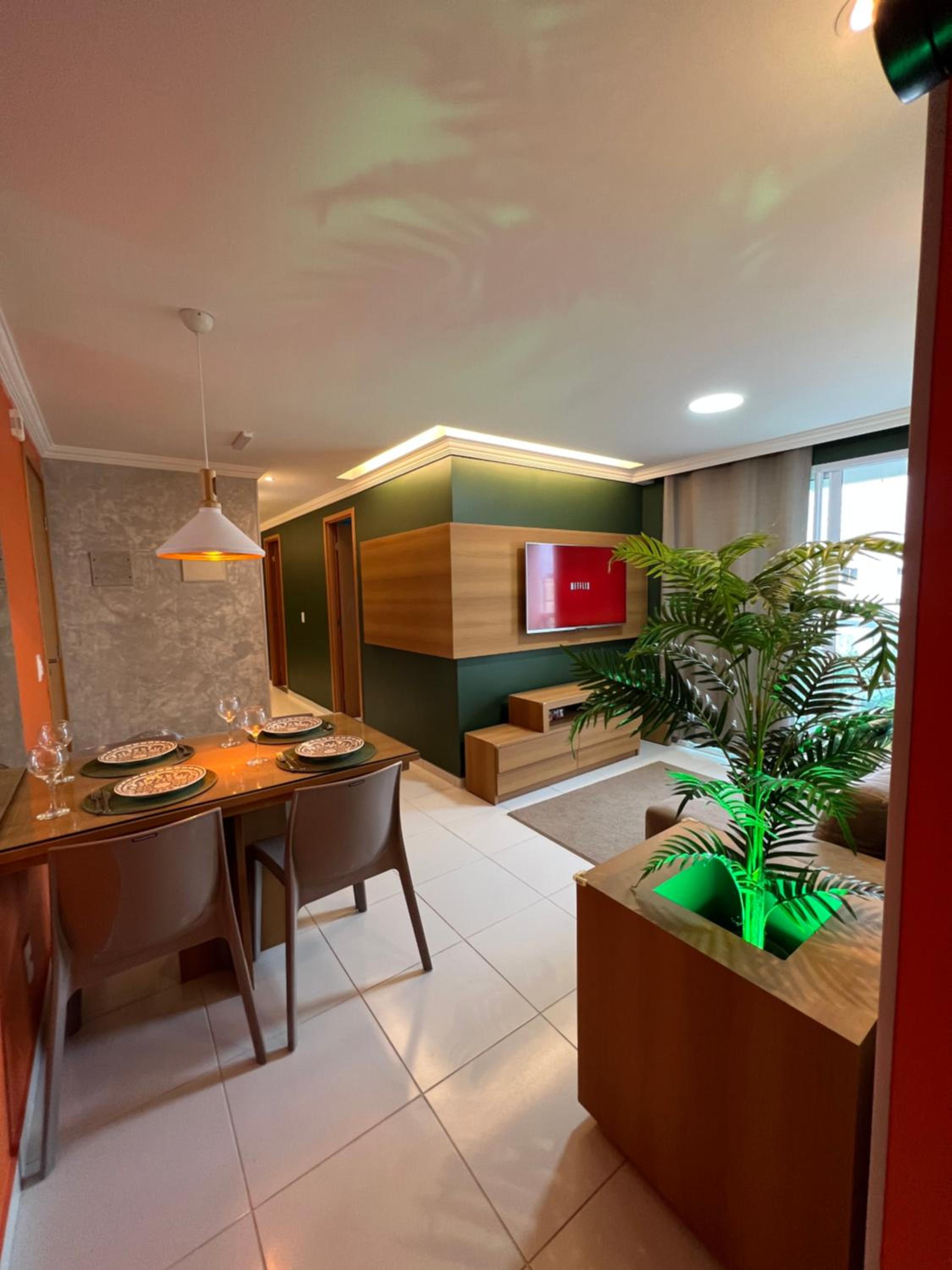 Flat Palm village