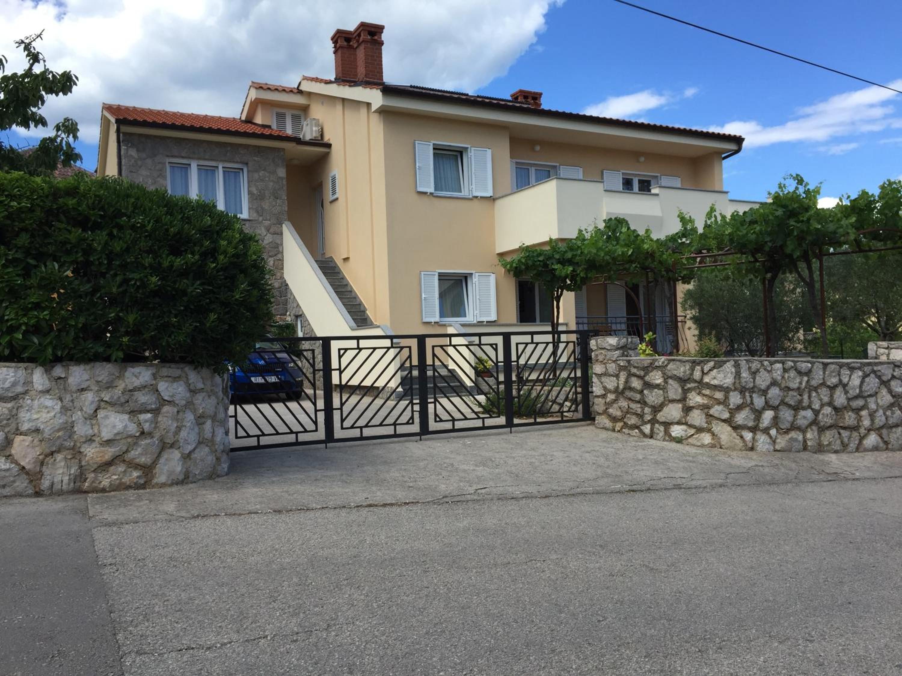 Apartments Sanbrandin view 4