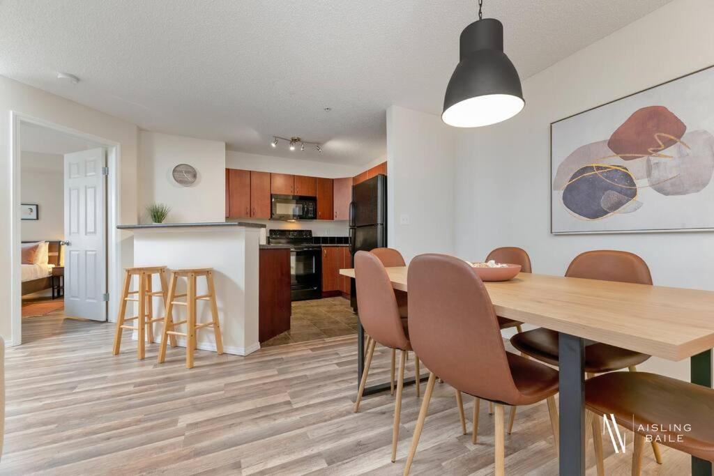 Light N Airy, Pool, Hot Tub, Pets, Ground Floor
