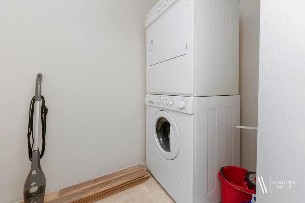 Light N Airy, Pool, Hot Tub, Pets, Ground Floor