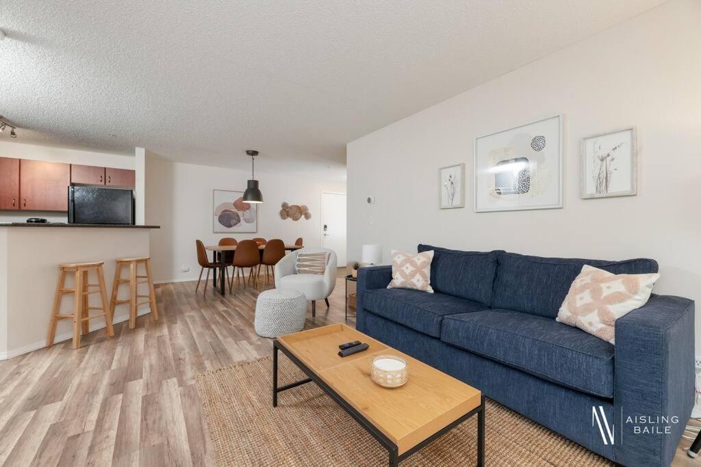Light N Airy, Pool, Hot Tub, Pets, Ground Floor