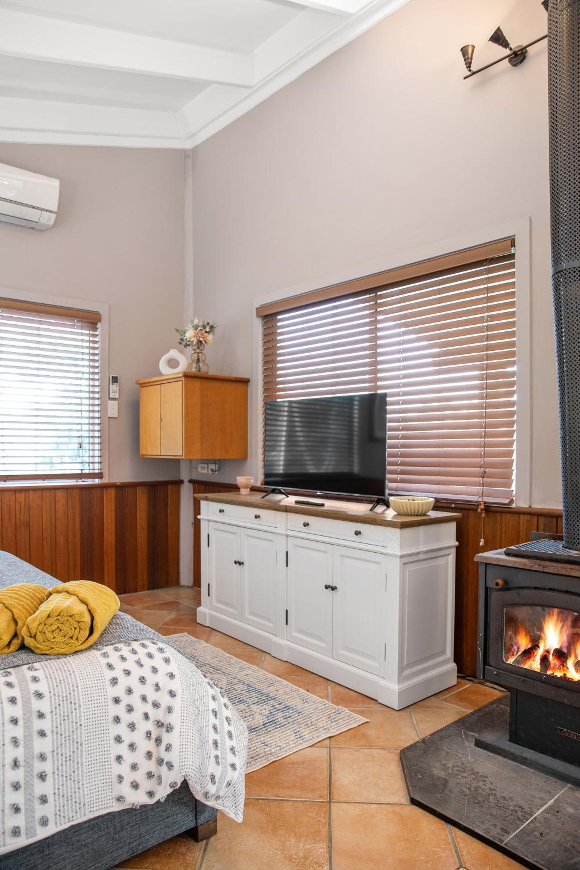Brisbane River Cabin
