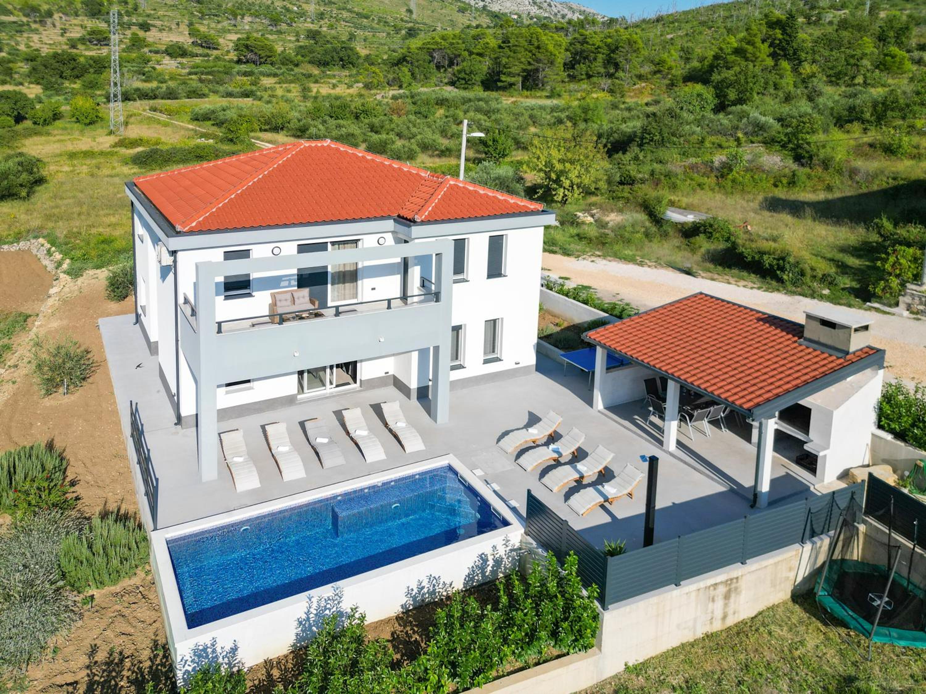 Hotel villa green valley - Image 1