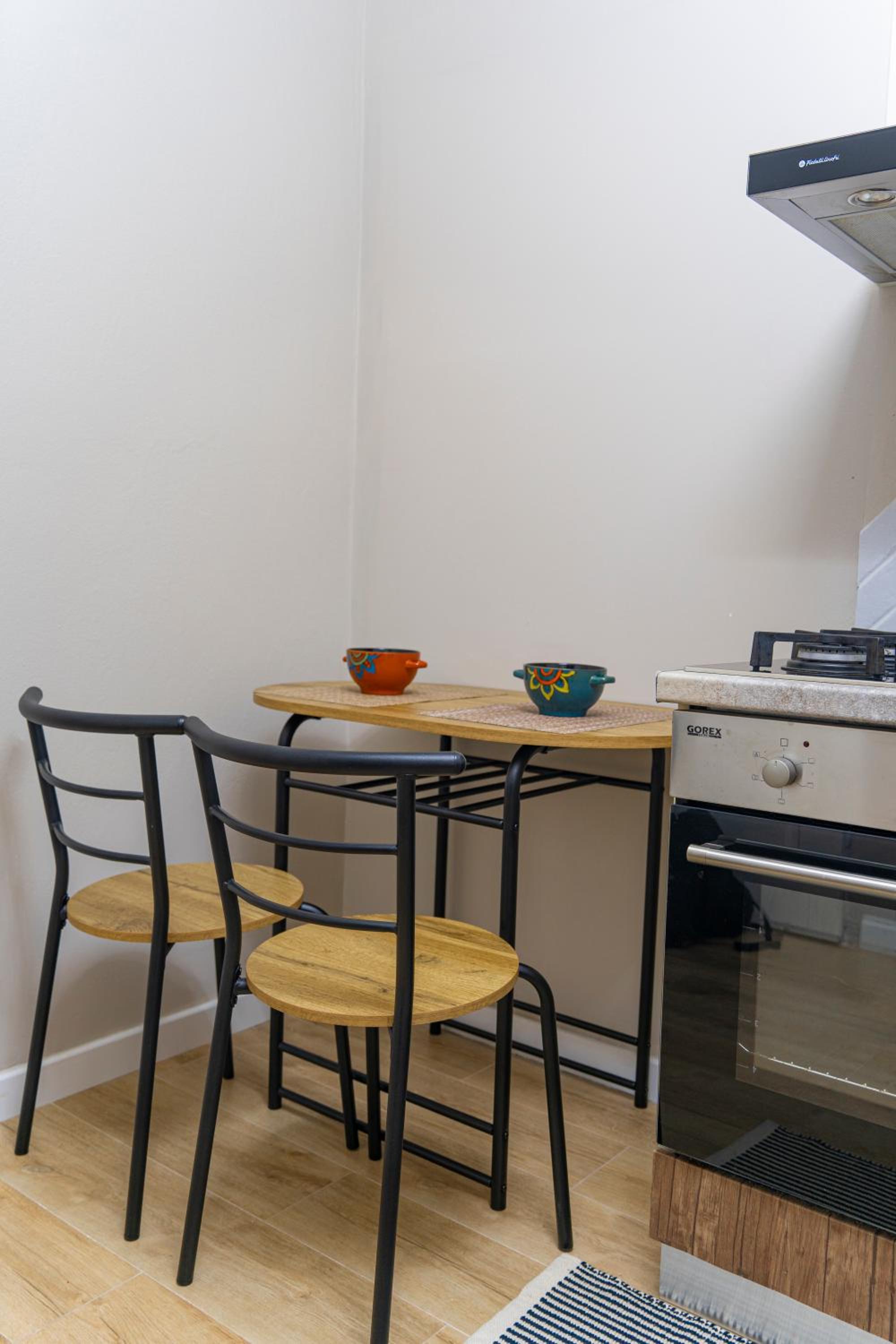 New Bazaar Cane Apartment 2