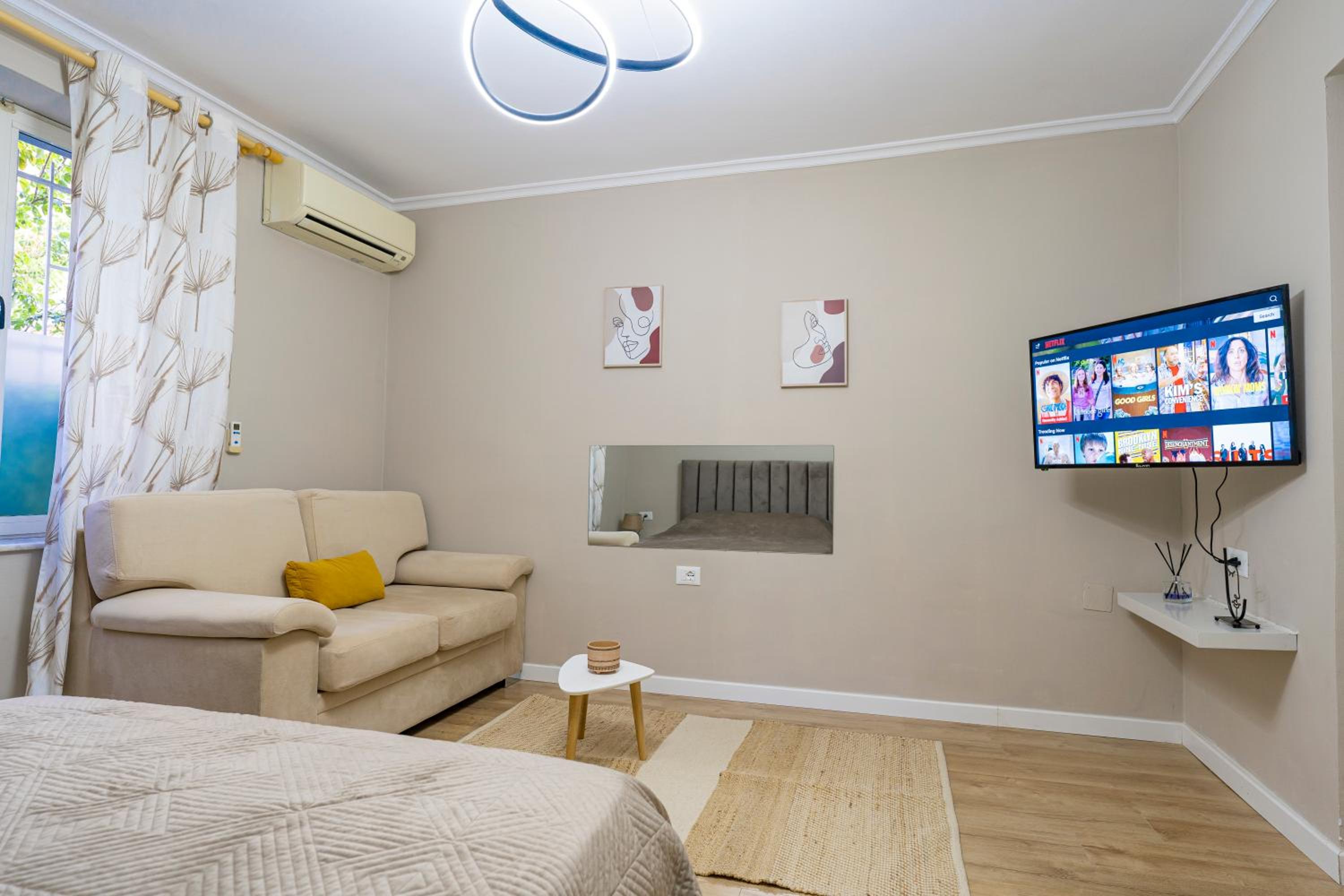 New Bazaar Cane Apartment 2