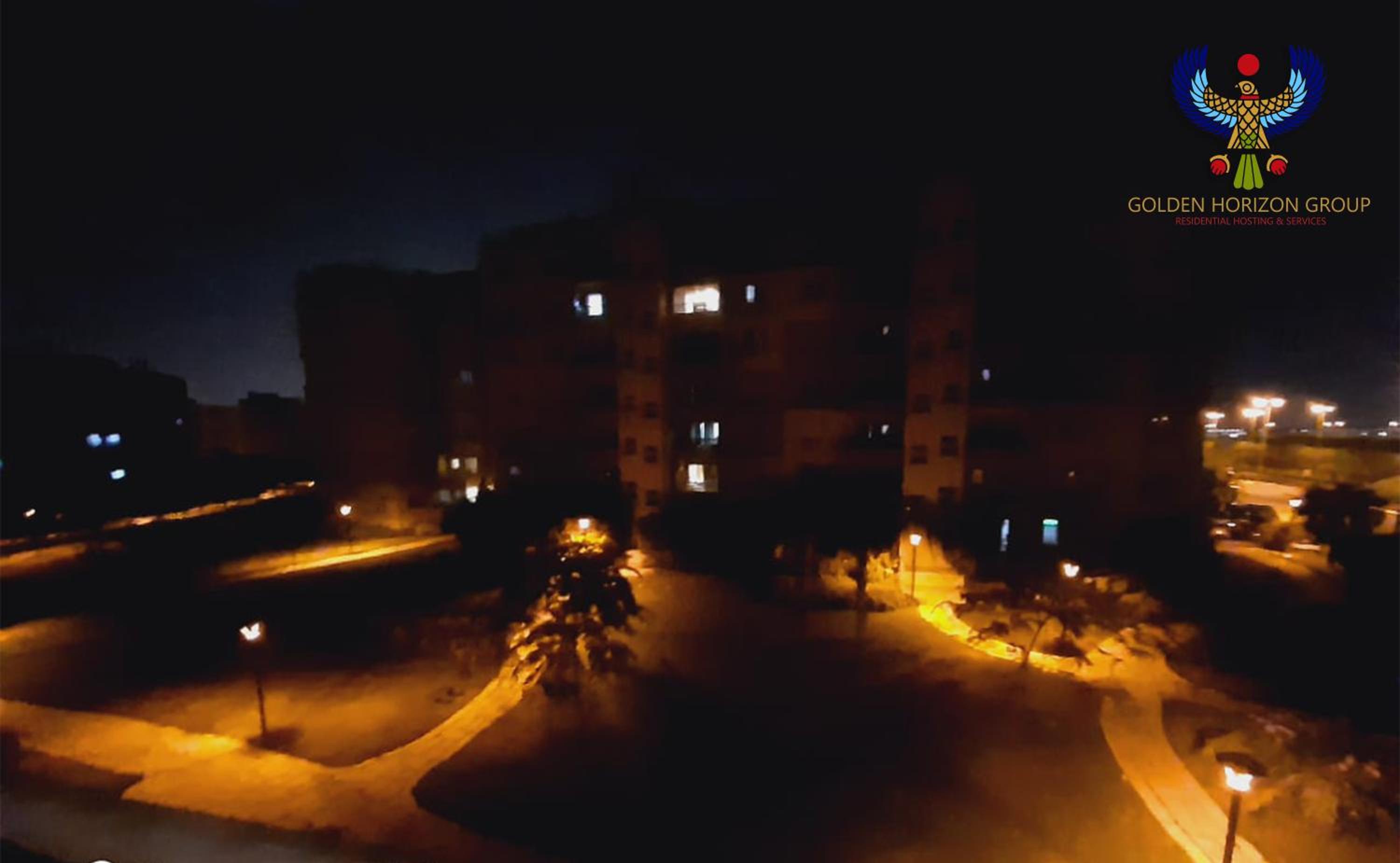 Golden Horizon Group B61222 view 3
