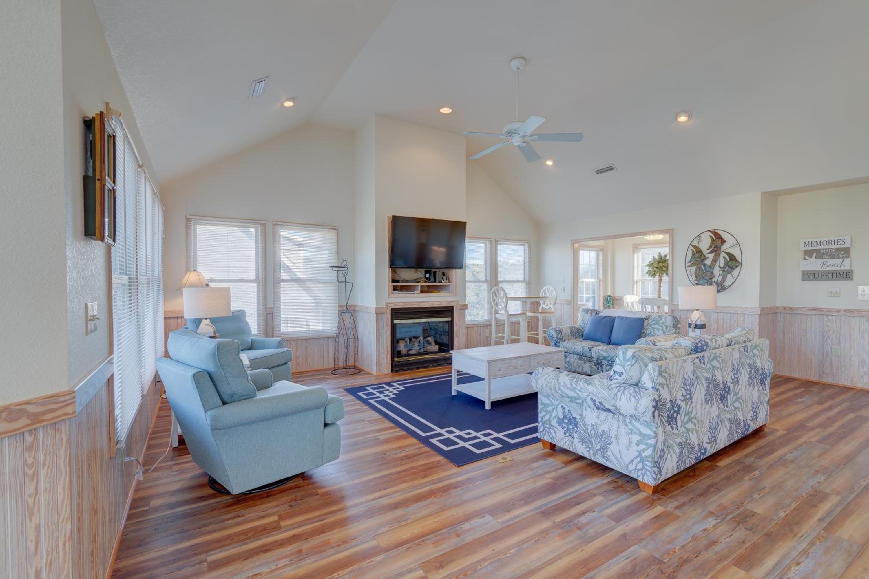 1755 - Dont Worry Beach Happy by Resort Realty