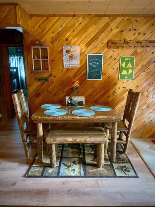 Los Osos Cozy Cabin with Private Spa and BBQ view 2