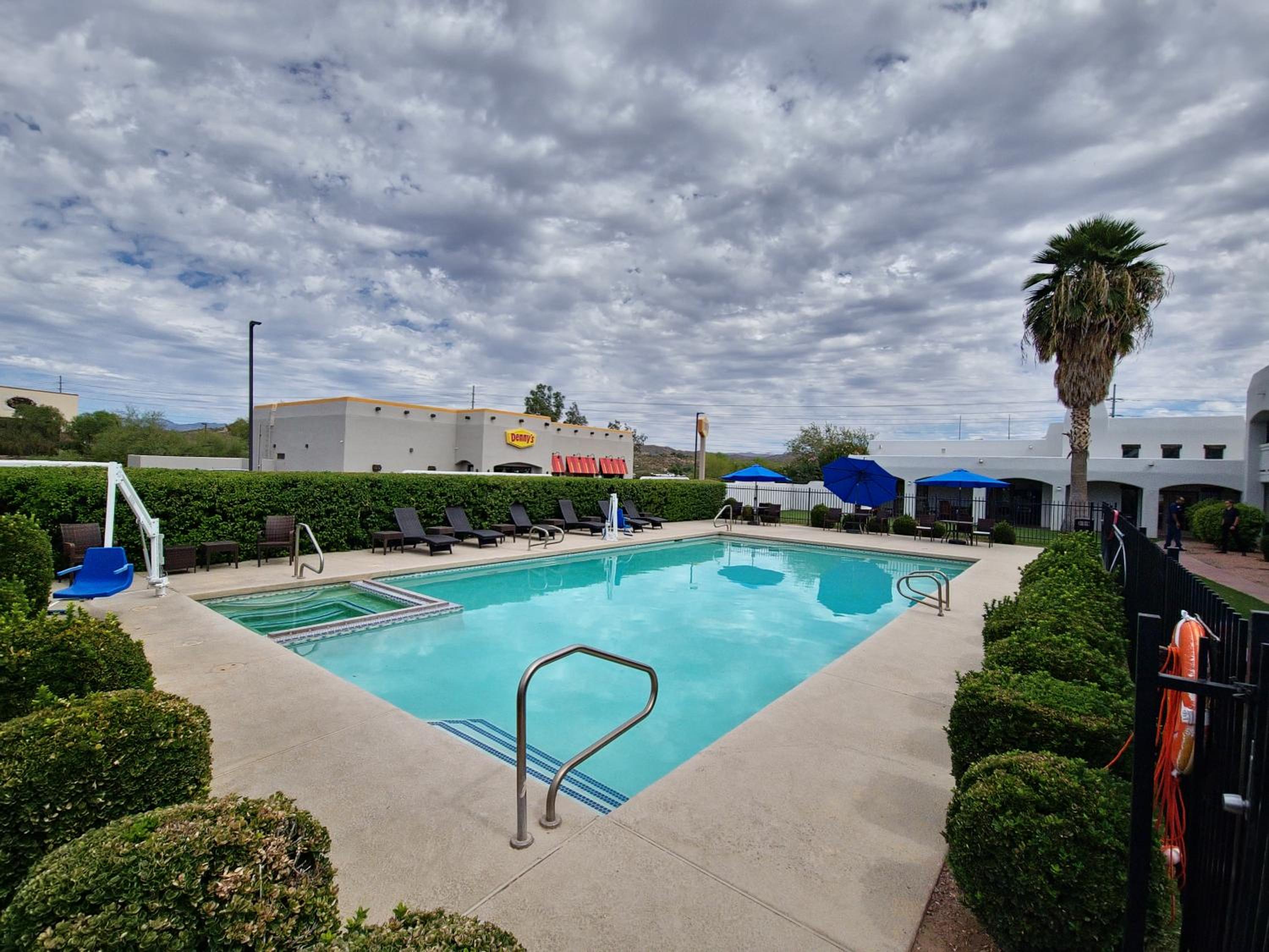 Los Viajeros Inn